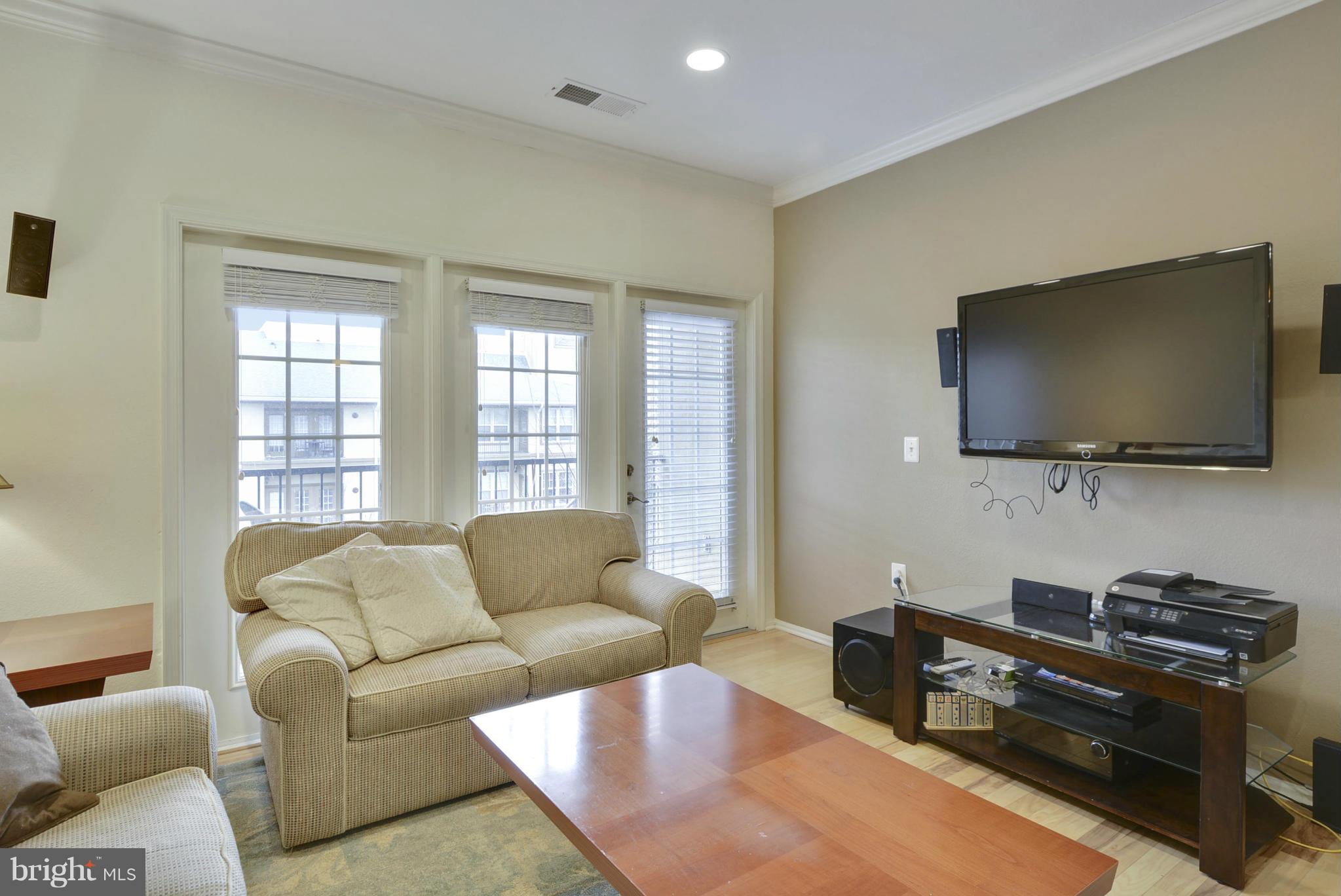 WHITE FLINT STATION - Residential