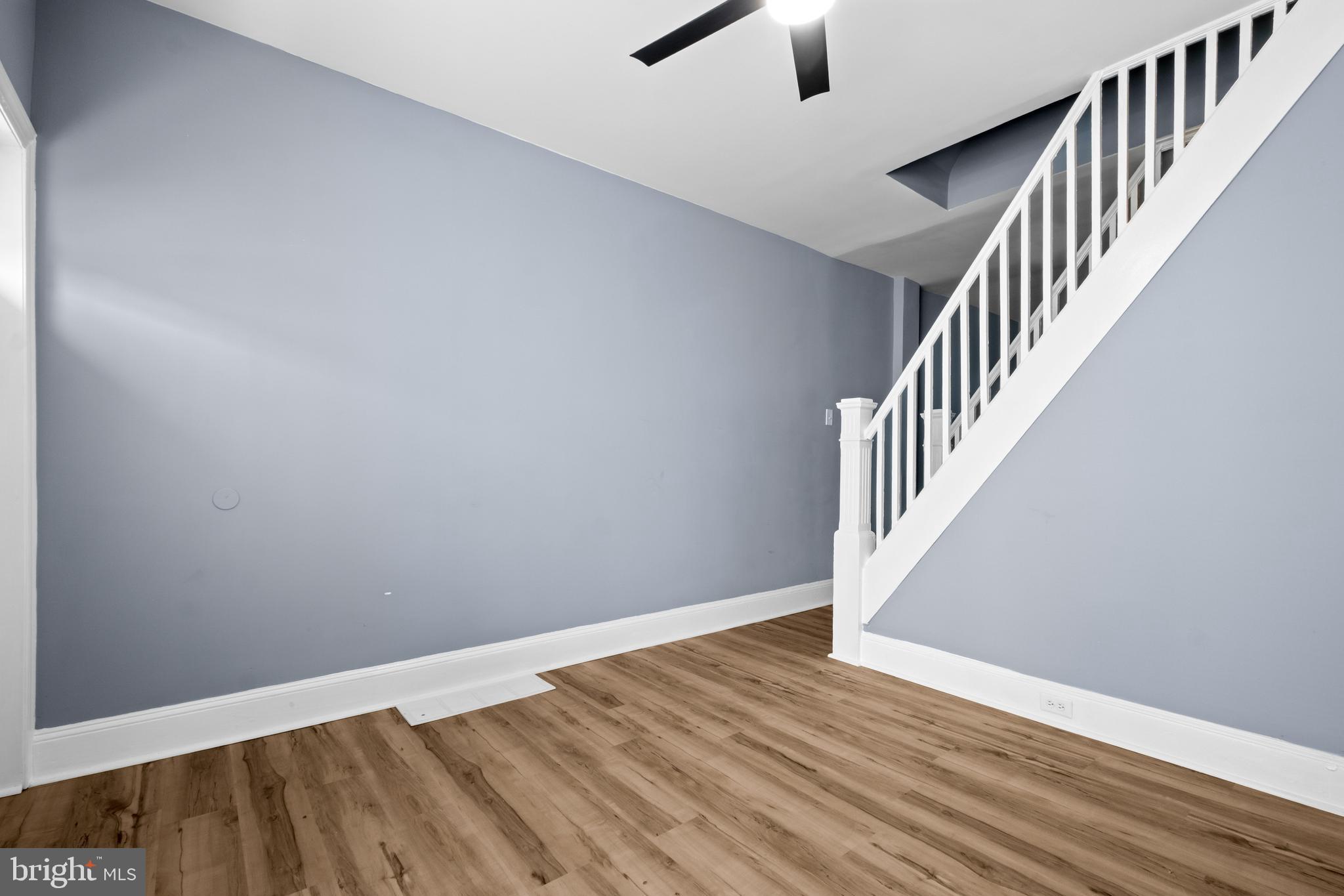 PORT RICHMOND - Residential