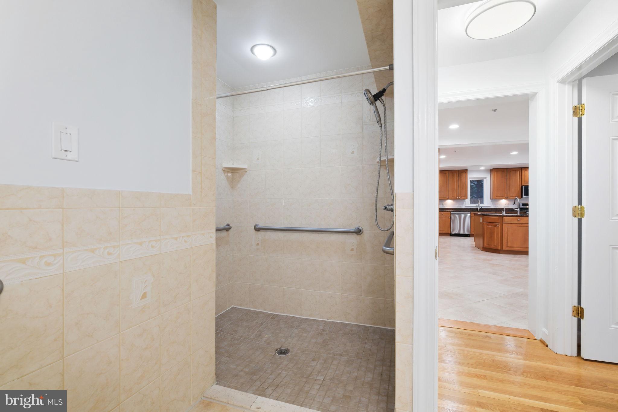 KEMP MILL ESTATES - Residential