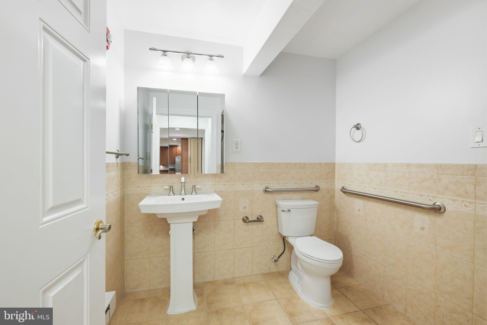 KEMP MILL ESTATES - Residential