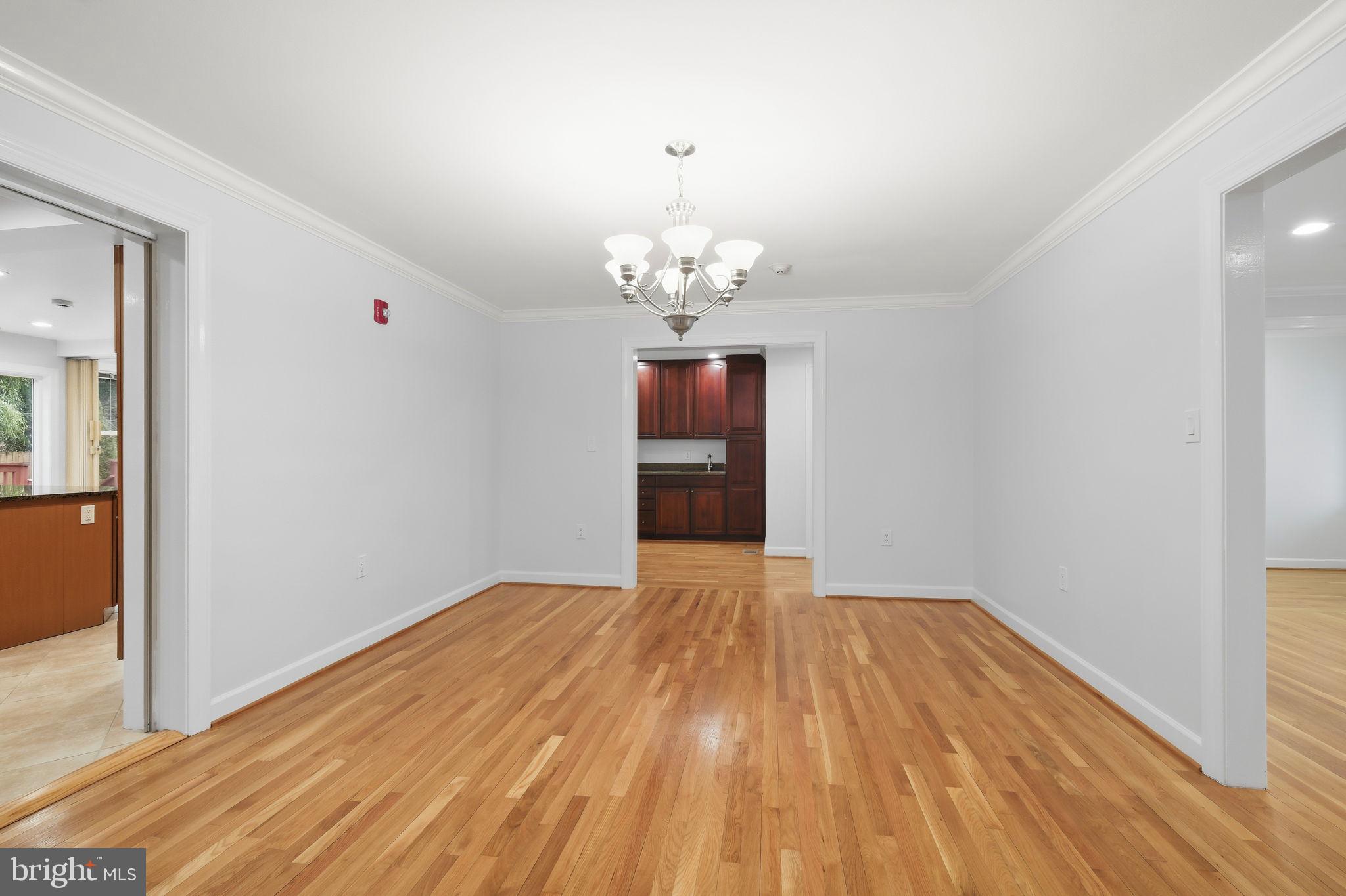 KEMP MILL ESTATES - Residential