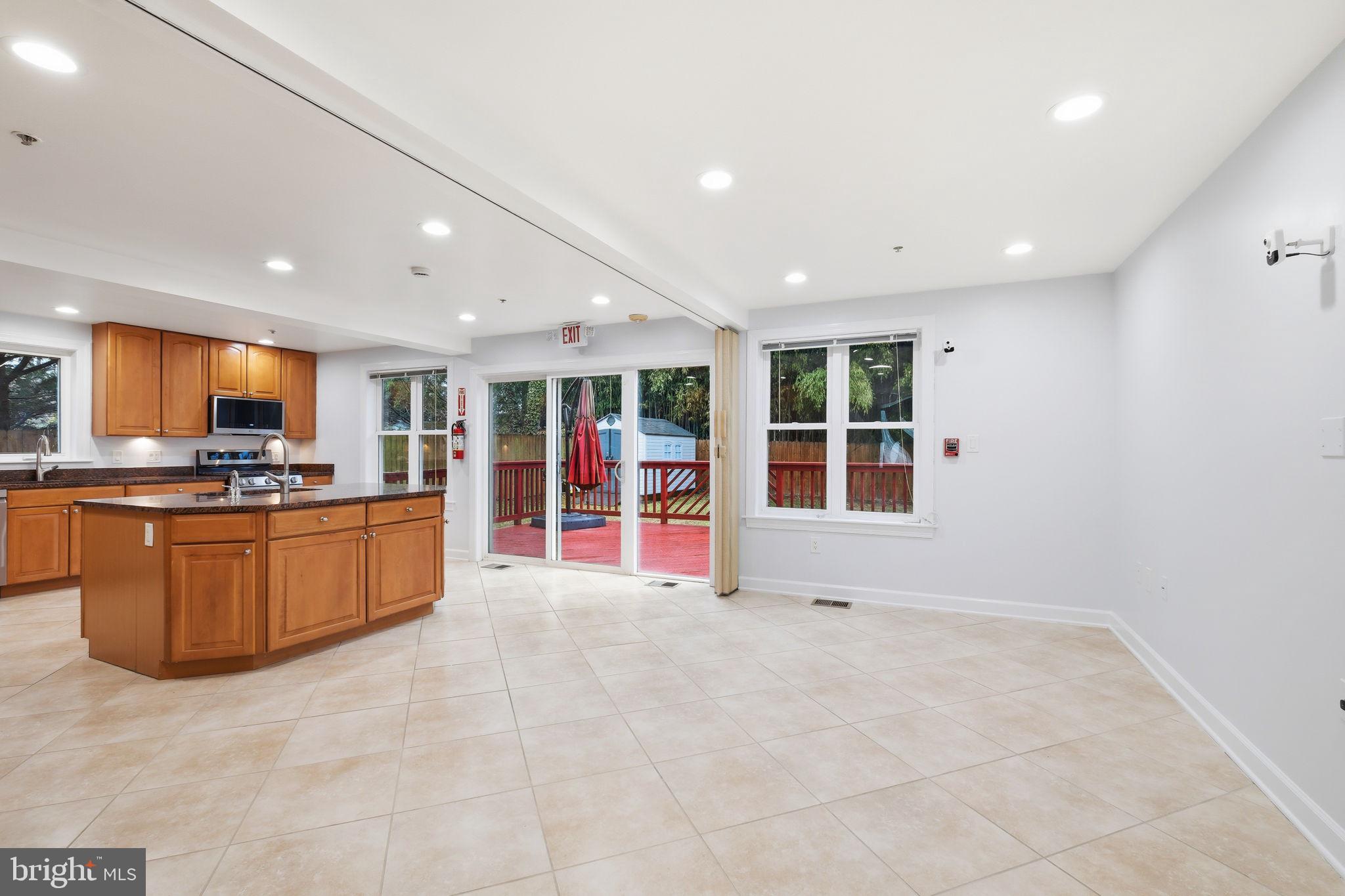 KEMP MILL ESTATES - Residential