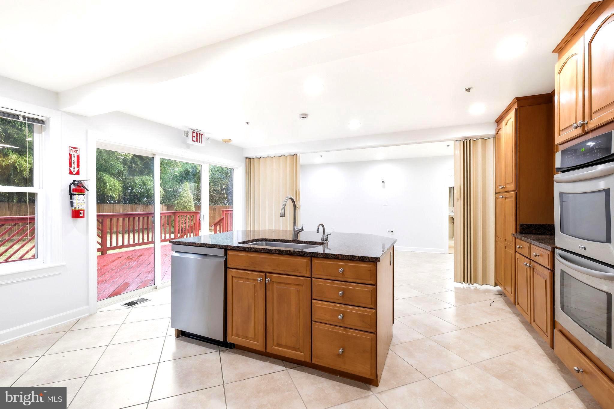 KEMP MILL ESTATES - Residential