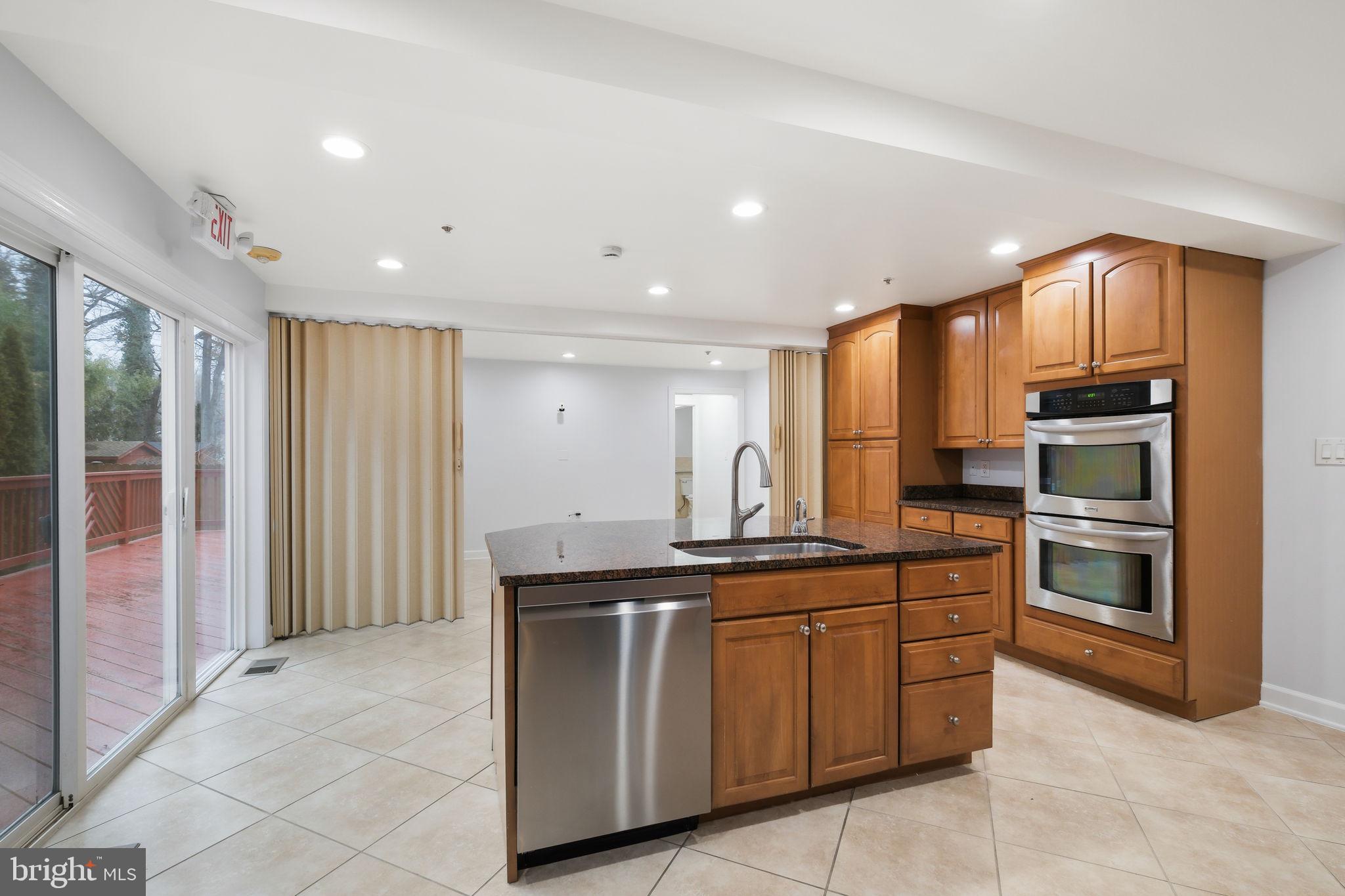 KEMP MILL ESTATES - Residential