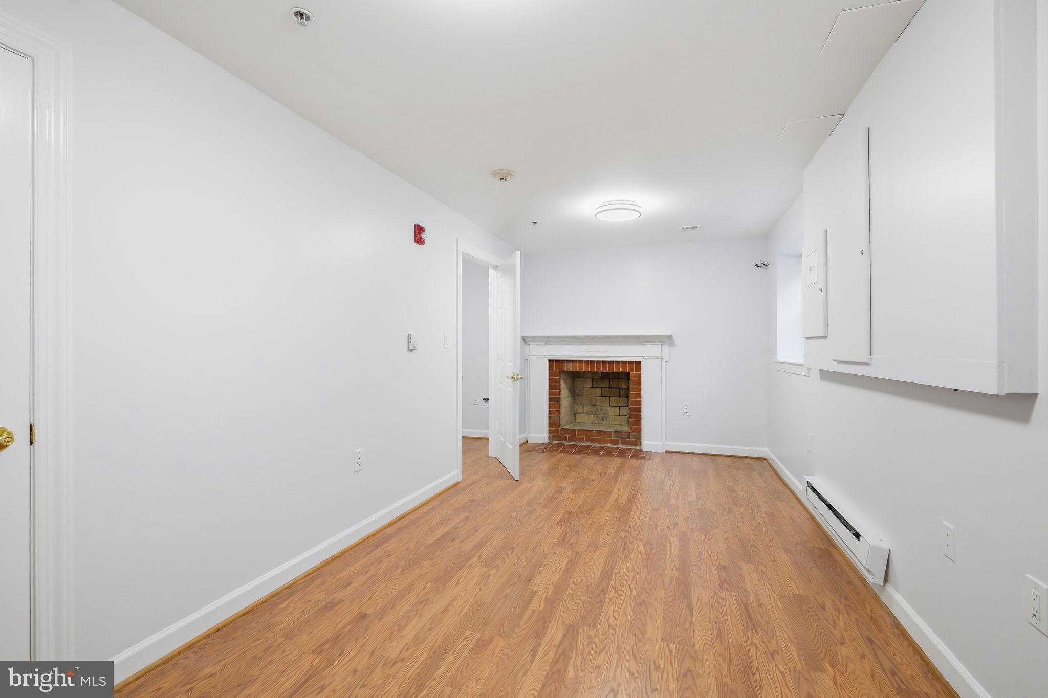 KEMP MILL ESTATES - Residential