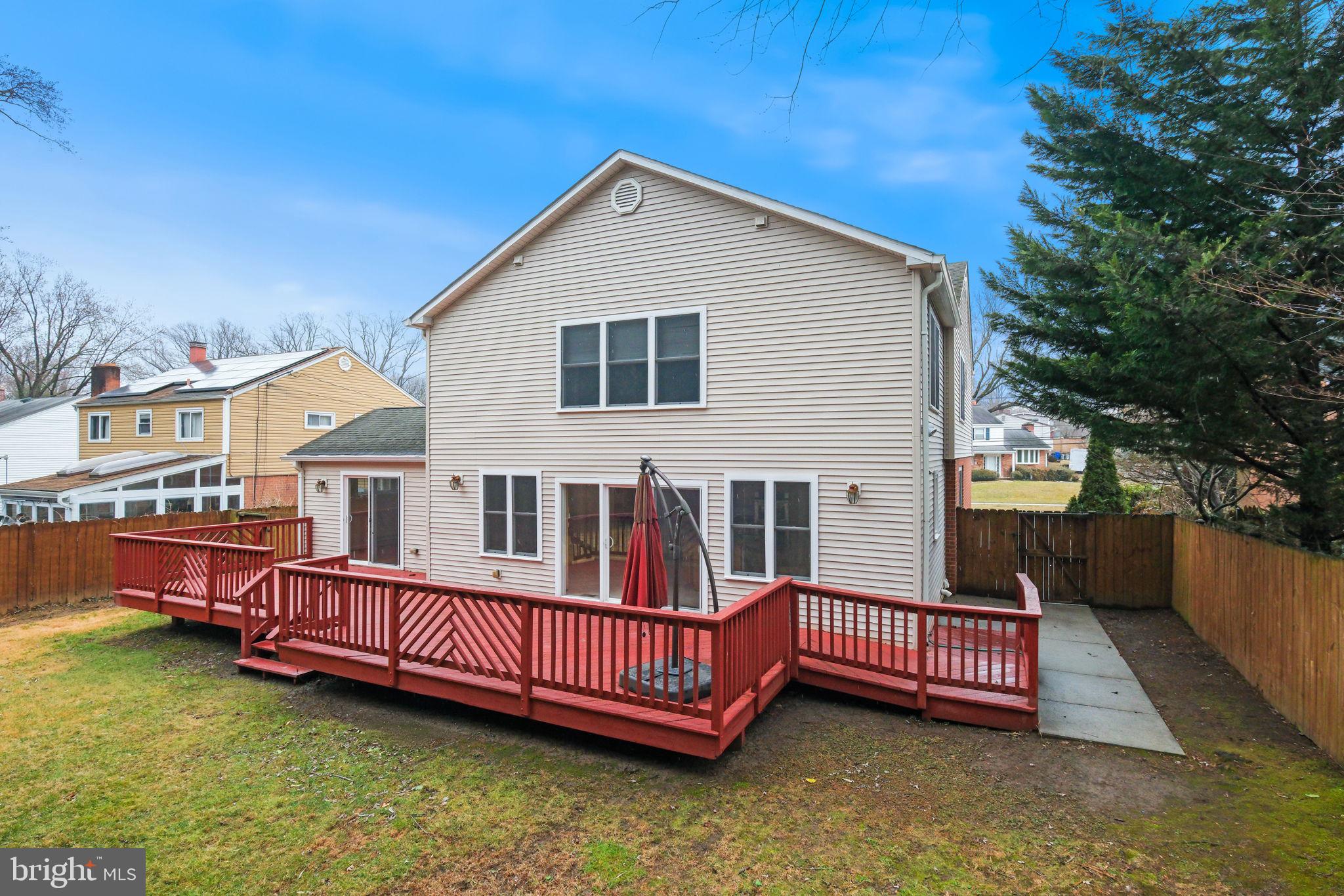 KEMP MILL ESTATES - Residential