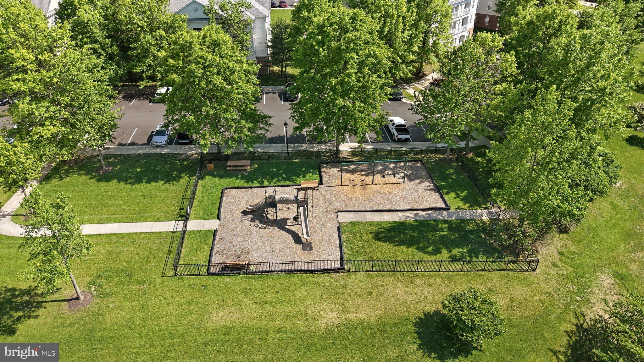 BRAMBLETON OVERLOOK - Residential