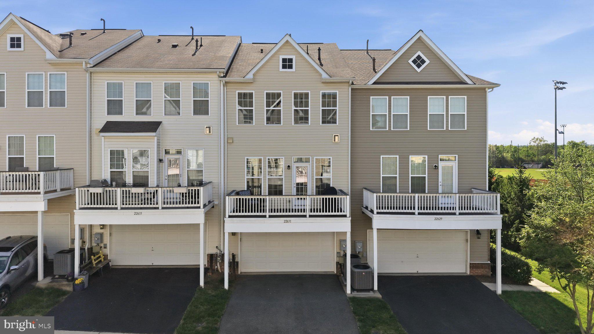 BRAMBLETON OVERLOOK - Residential