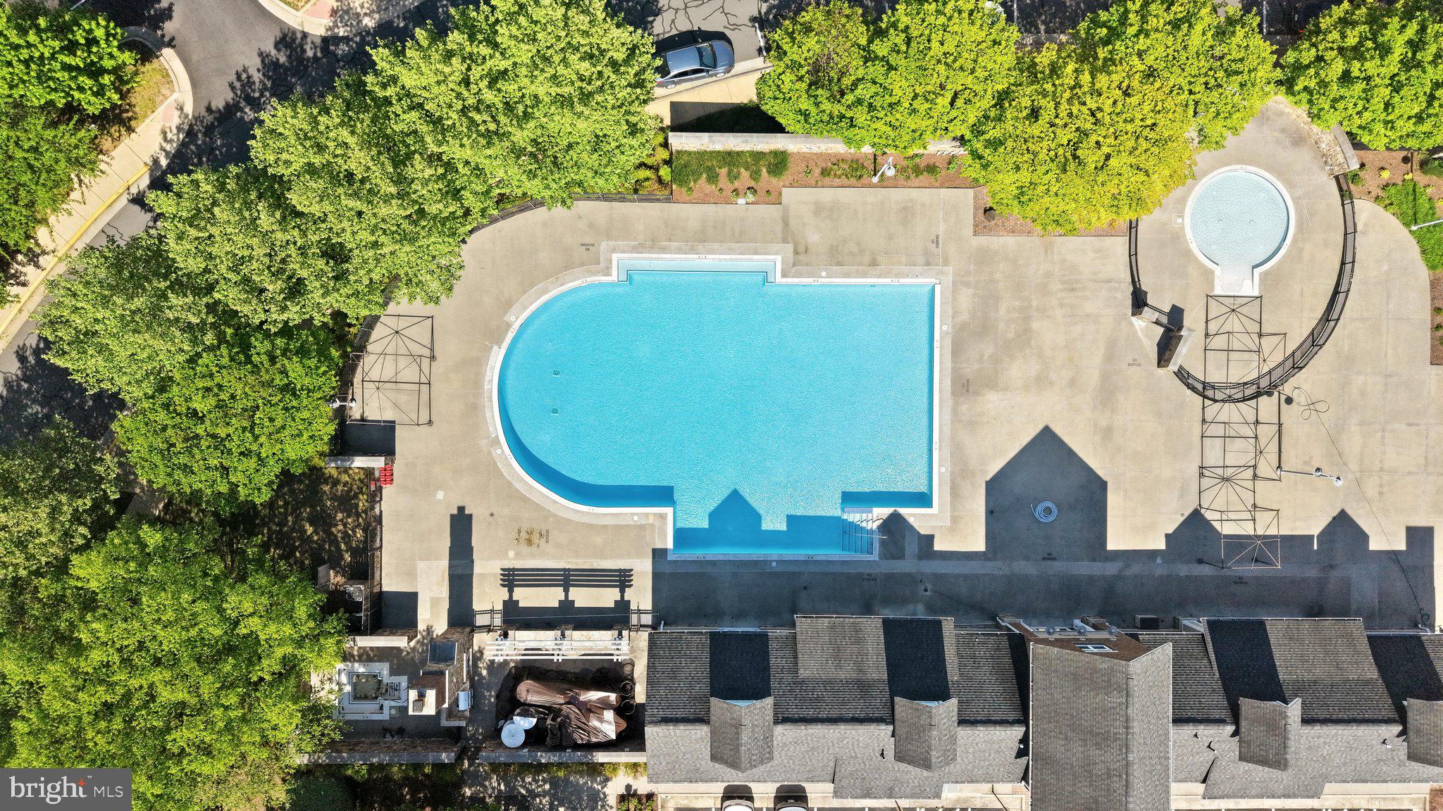 BRAMBLETON OVERLOOK - Residential