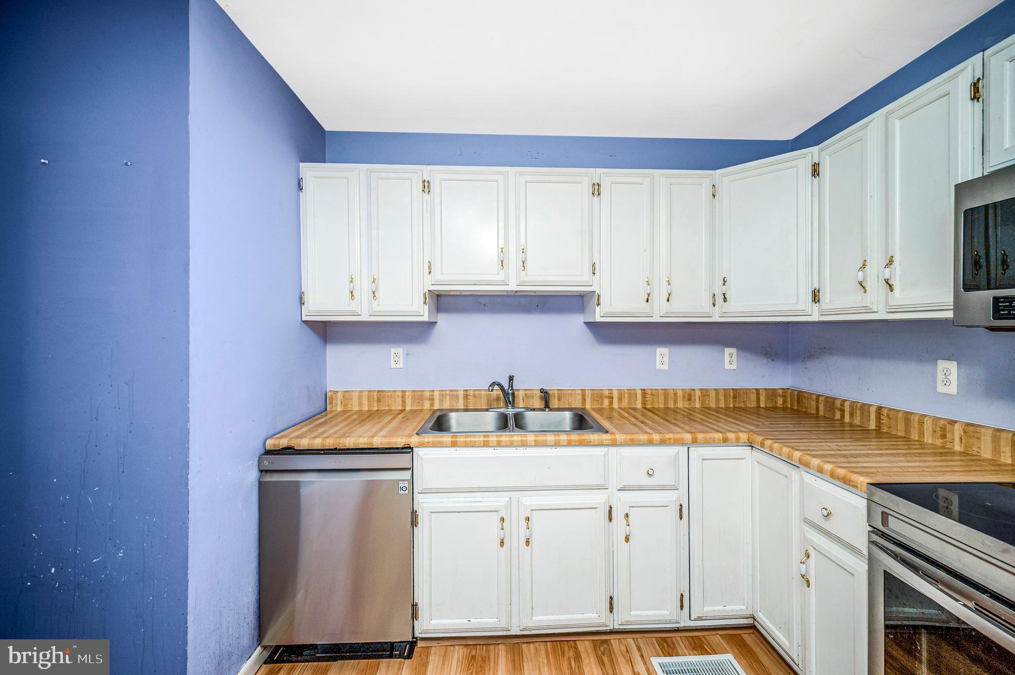 OAK GROVE TERRACE - Residential