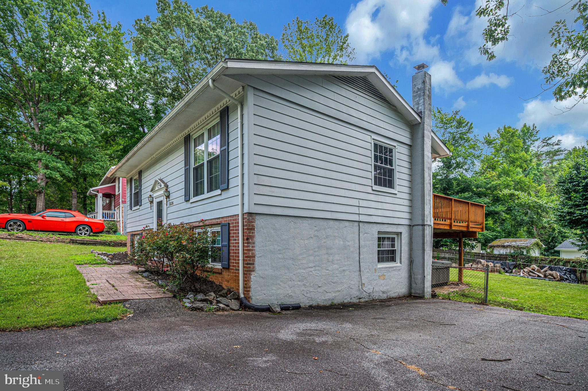 OAK GROVE TERRACE - Residential