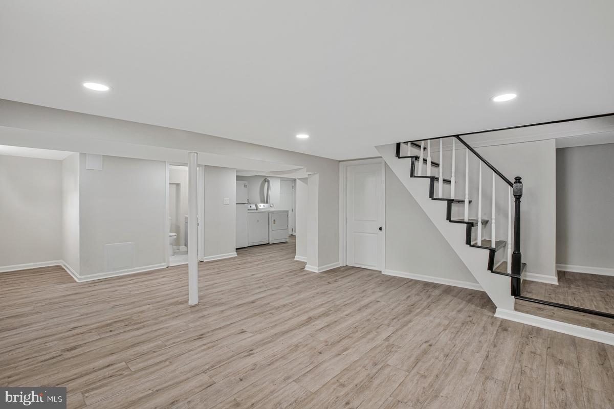 ANDOVER ESTATES - Residential