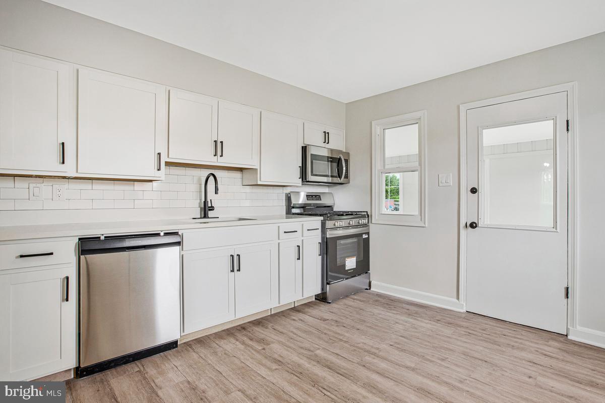 ANDOVER ESTATES - Residential