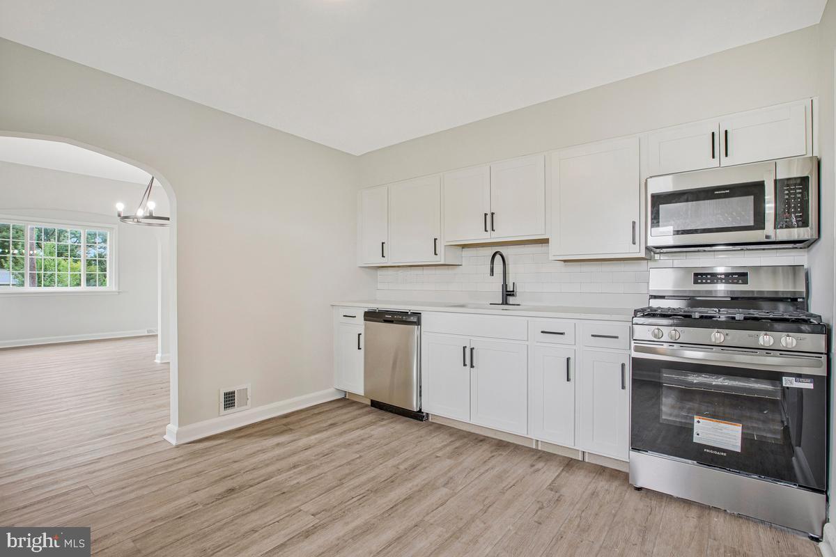 ANDOVER ESTATES - Residential