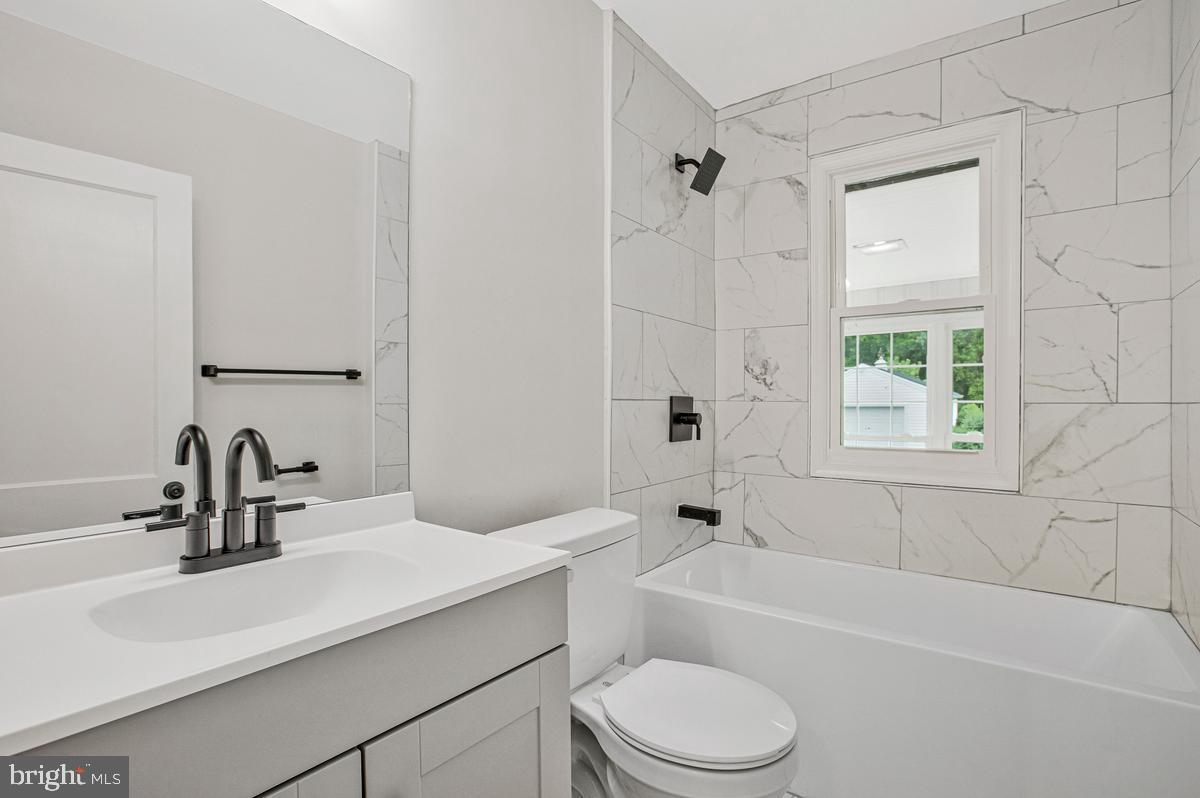 ANDOVER ESTATES - Residential