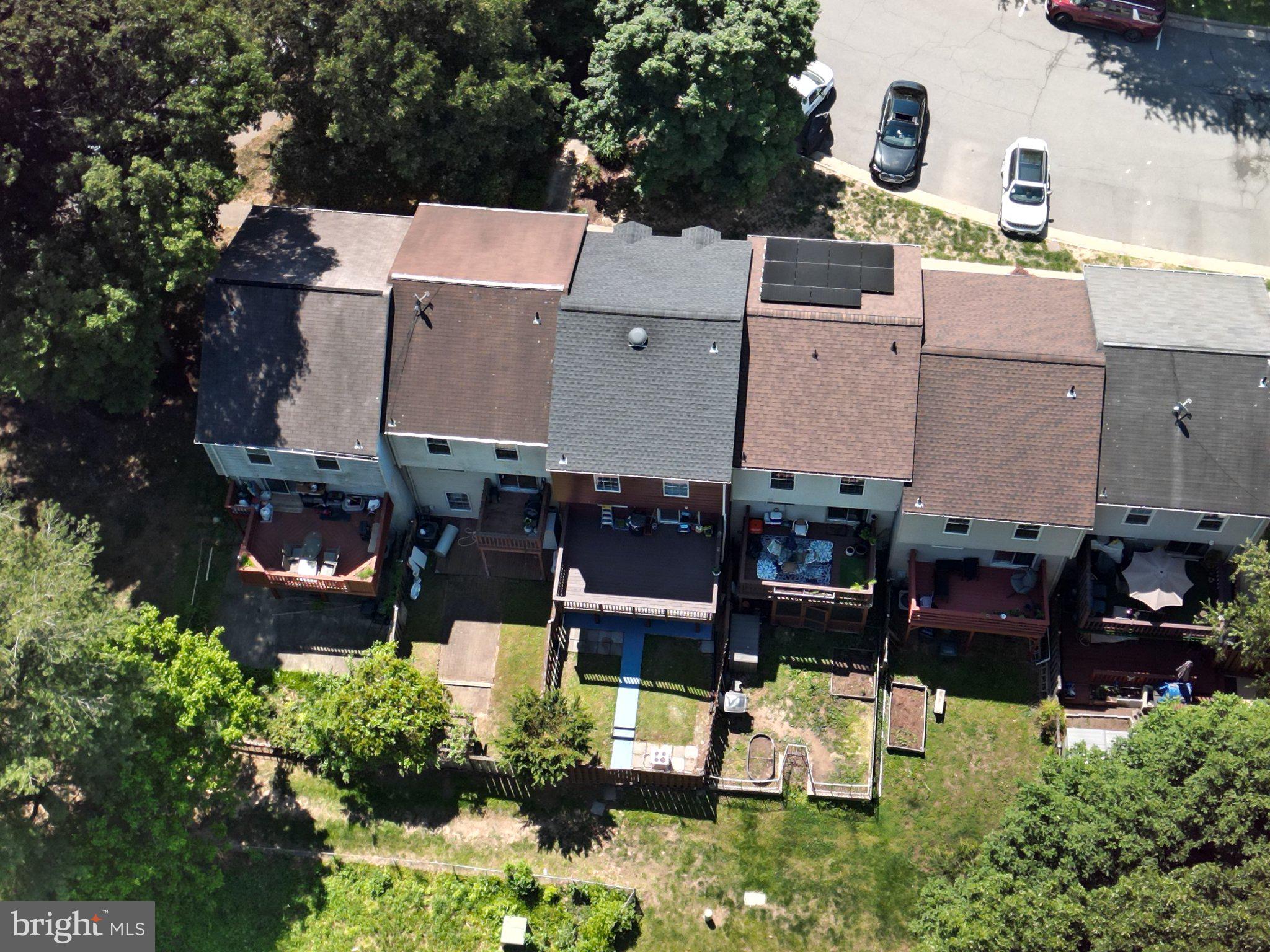 LONDON TOWN WEST - Residential