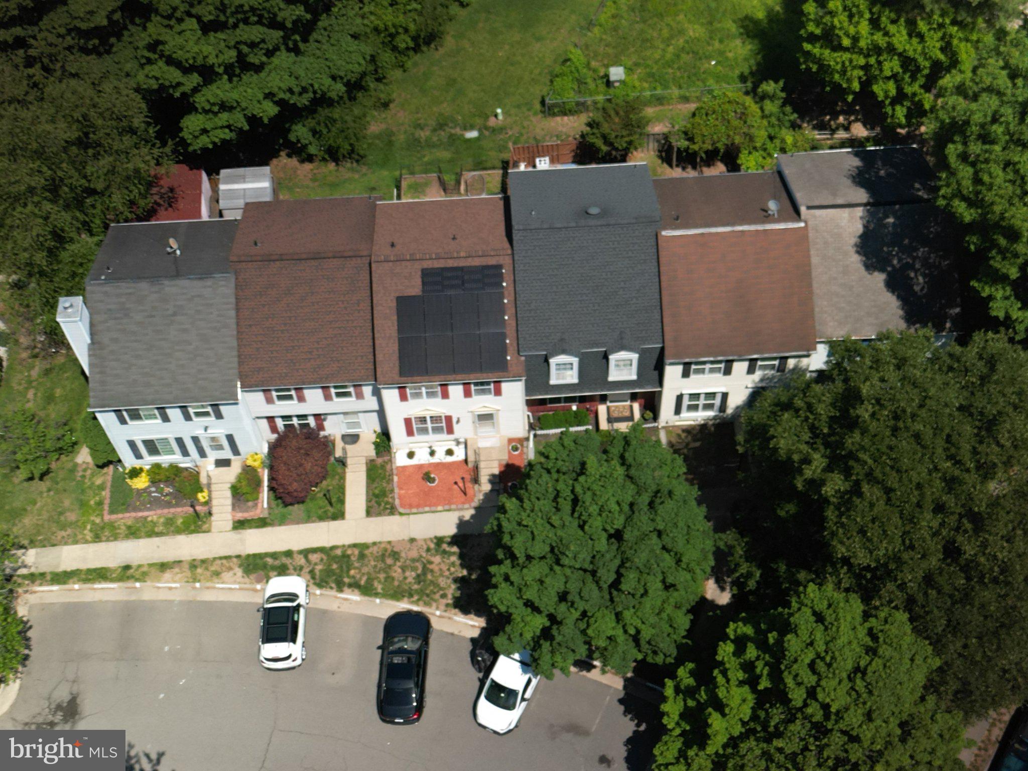 LONDON TOWN WEST - Residential