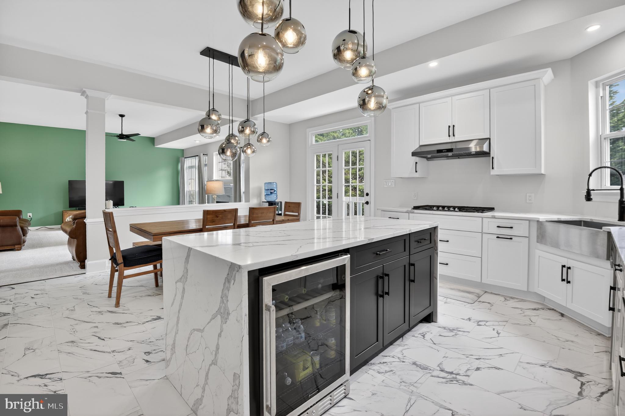 POTOMAC OAKS - Residential