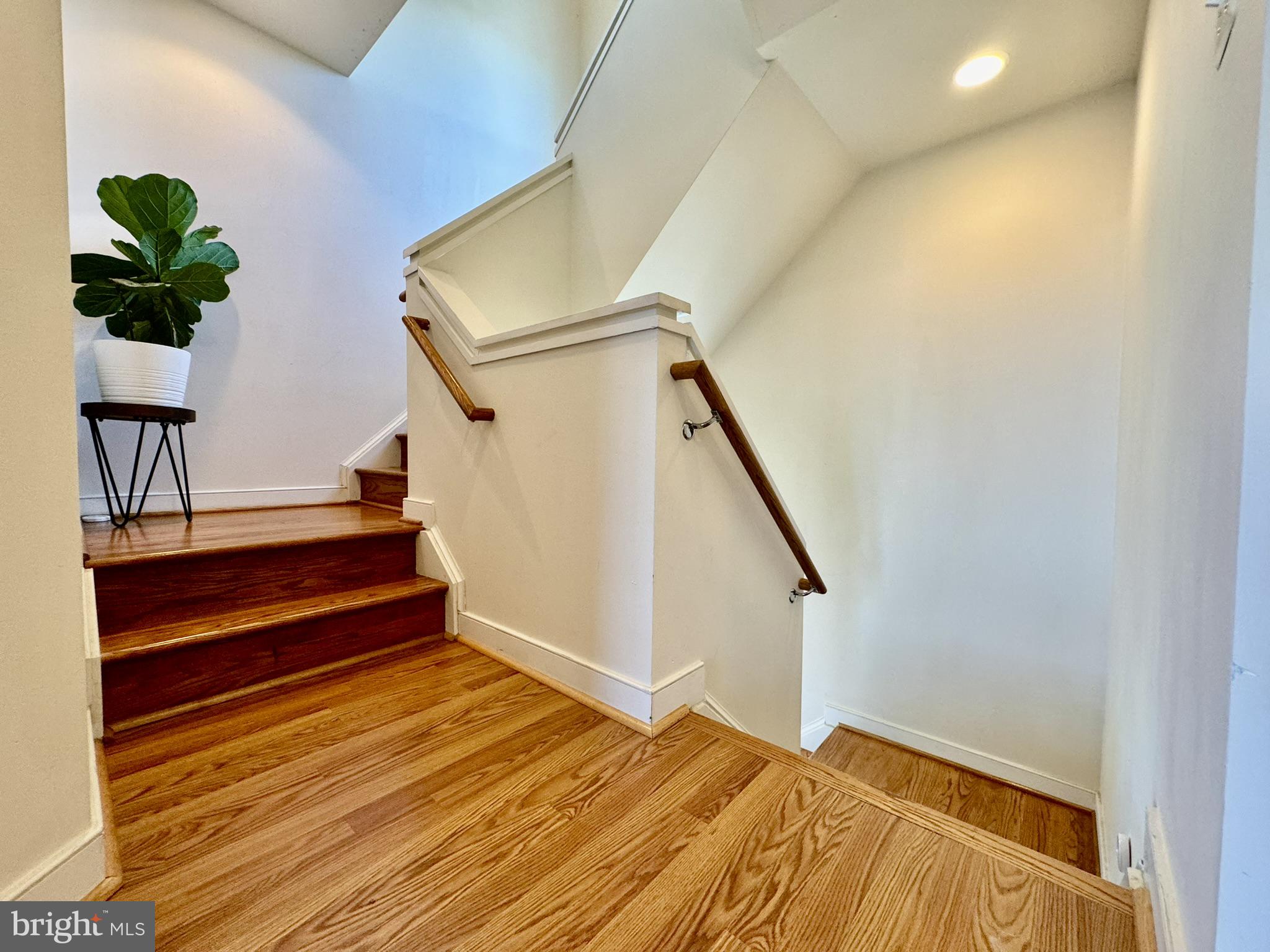 HYATTSVILLE - Residential