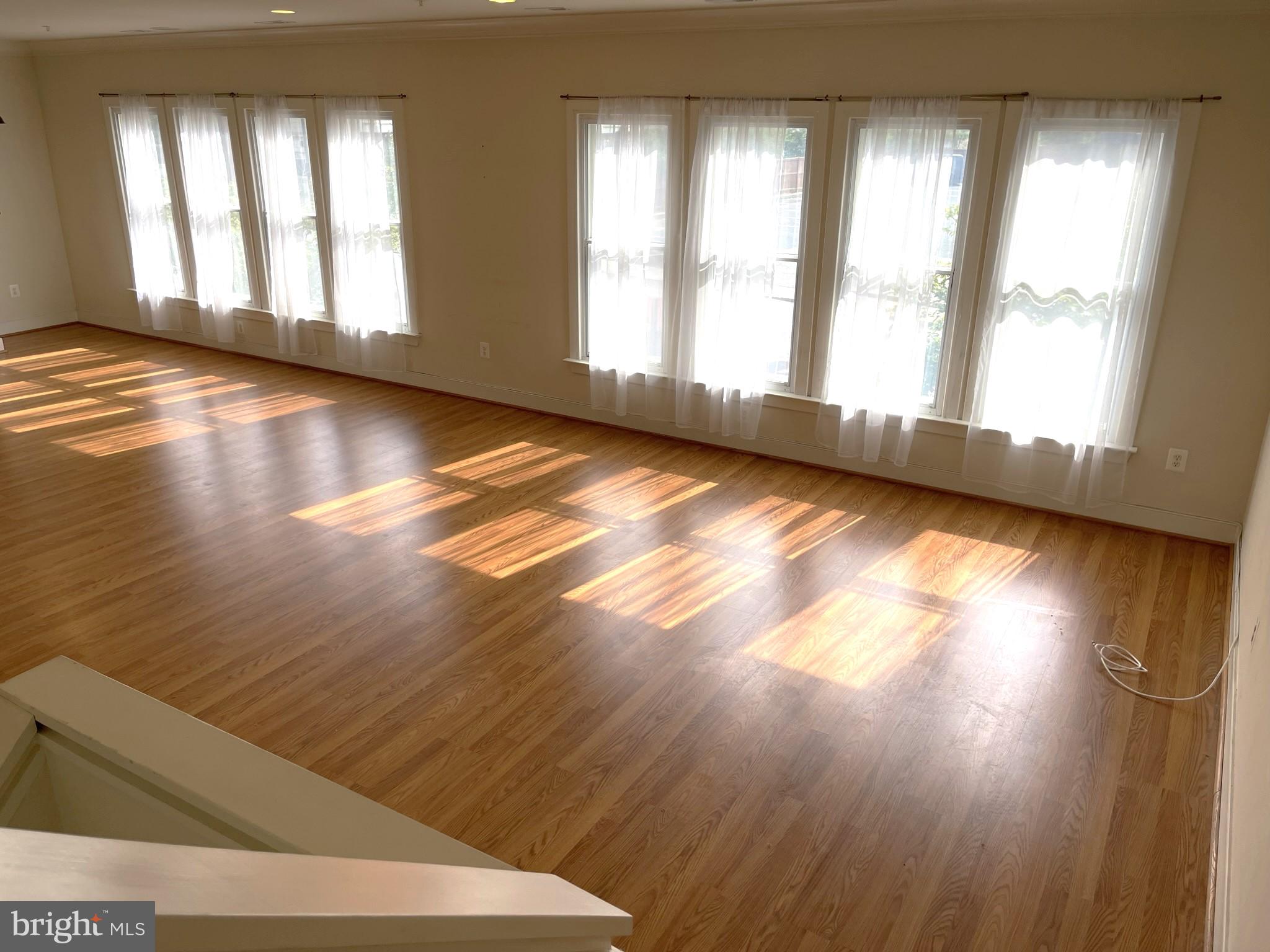 HYATTSVILLE - Residential