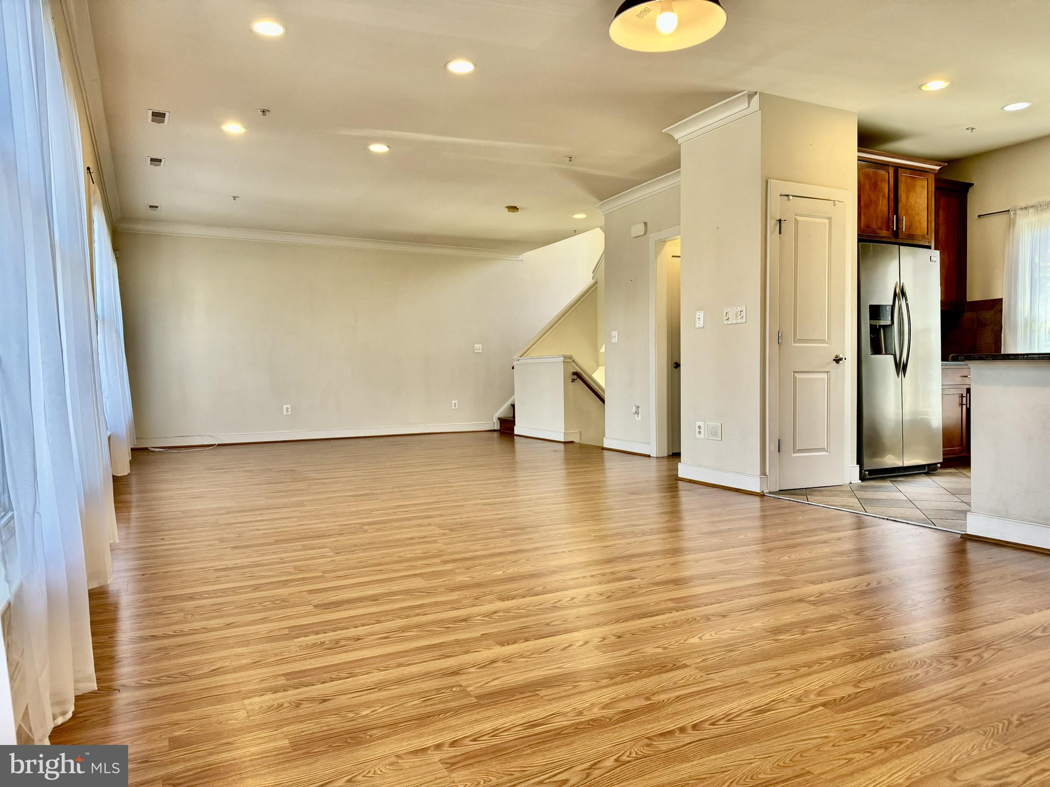 HYATTSVILLE - Residential