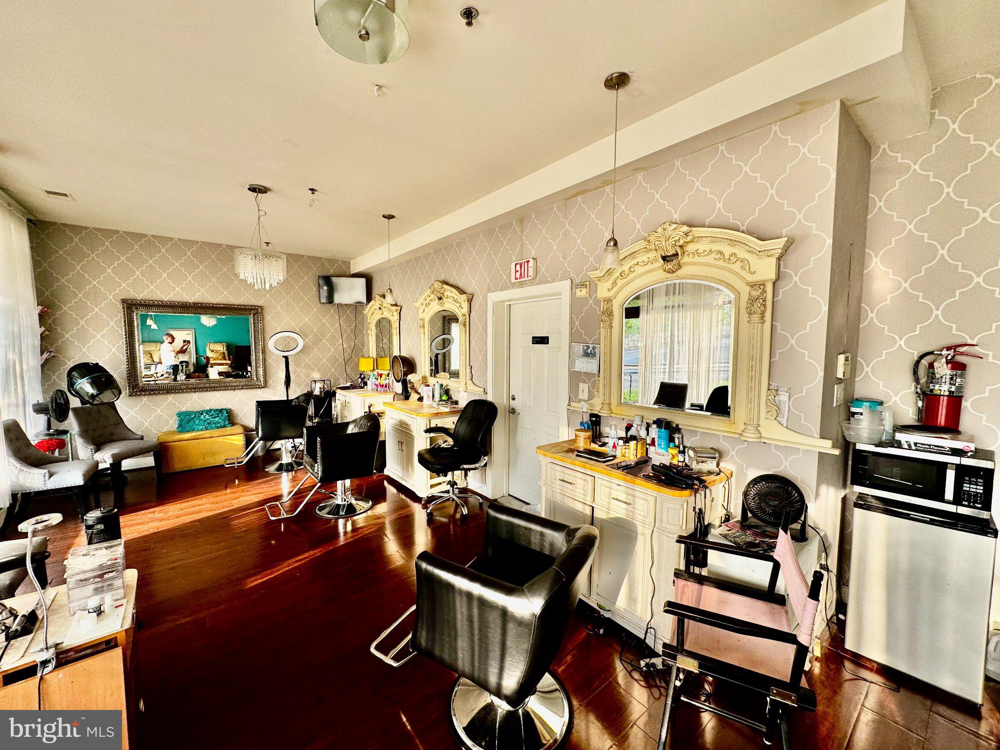 HYATTSVILLE - Residential