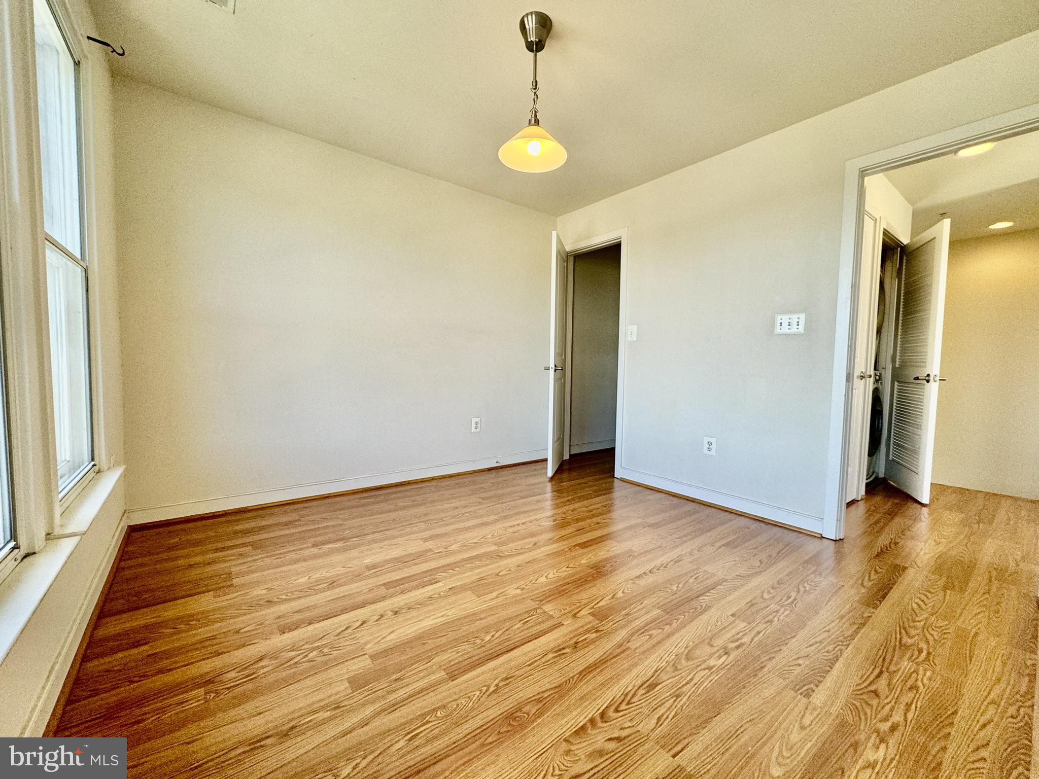 HYATTSVILLE - Residential