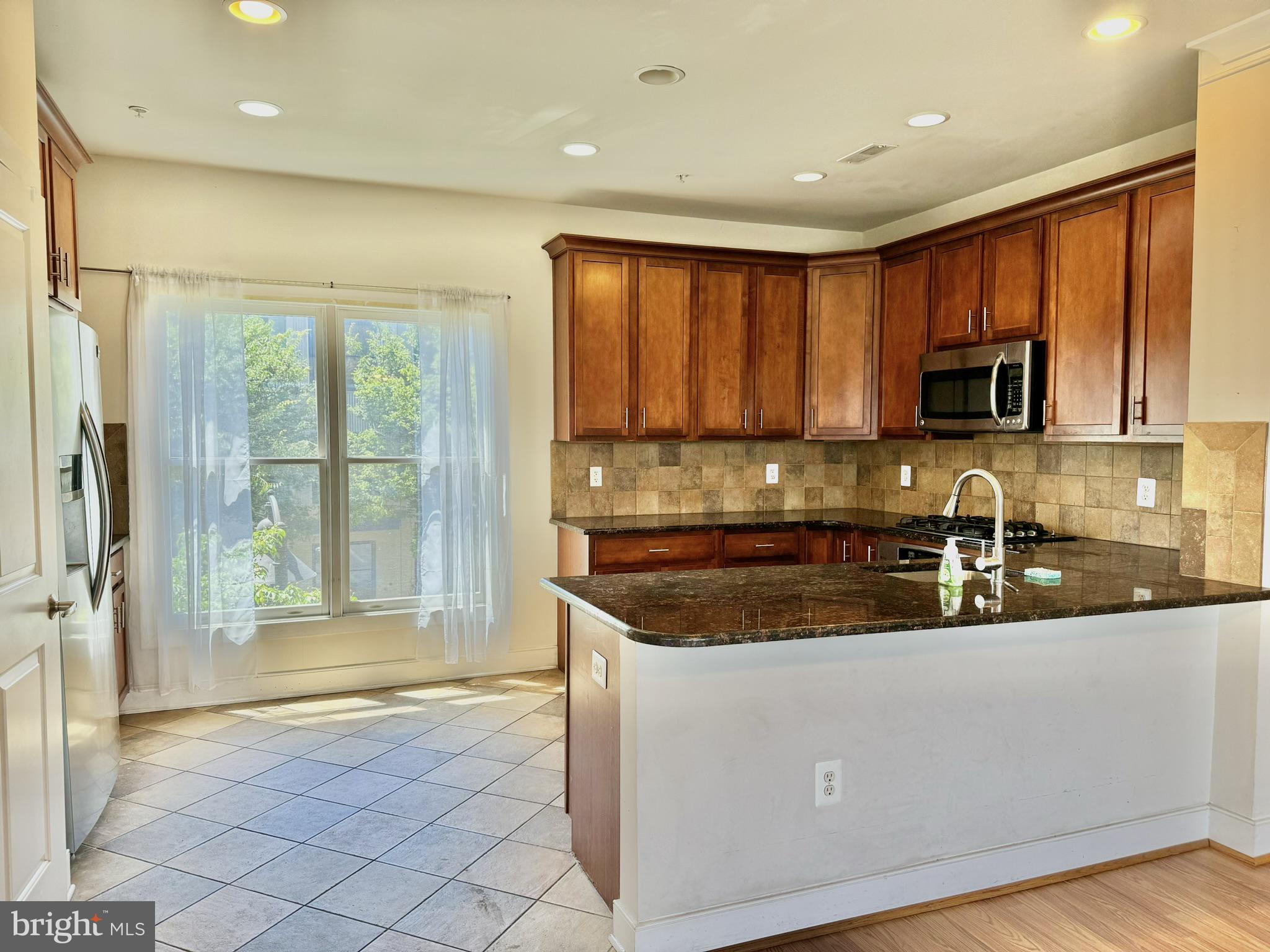 HYATTSVILLE - Residential