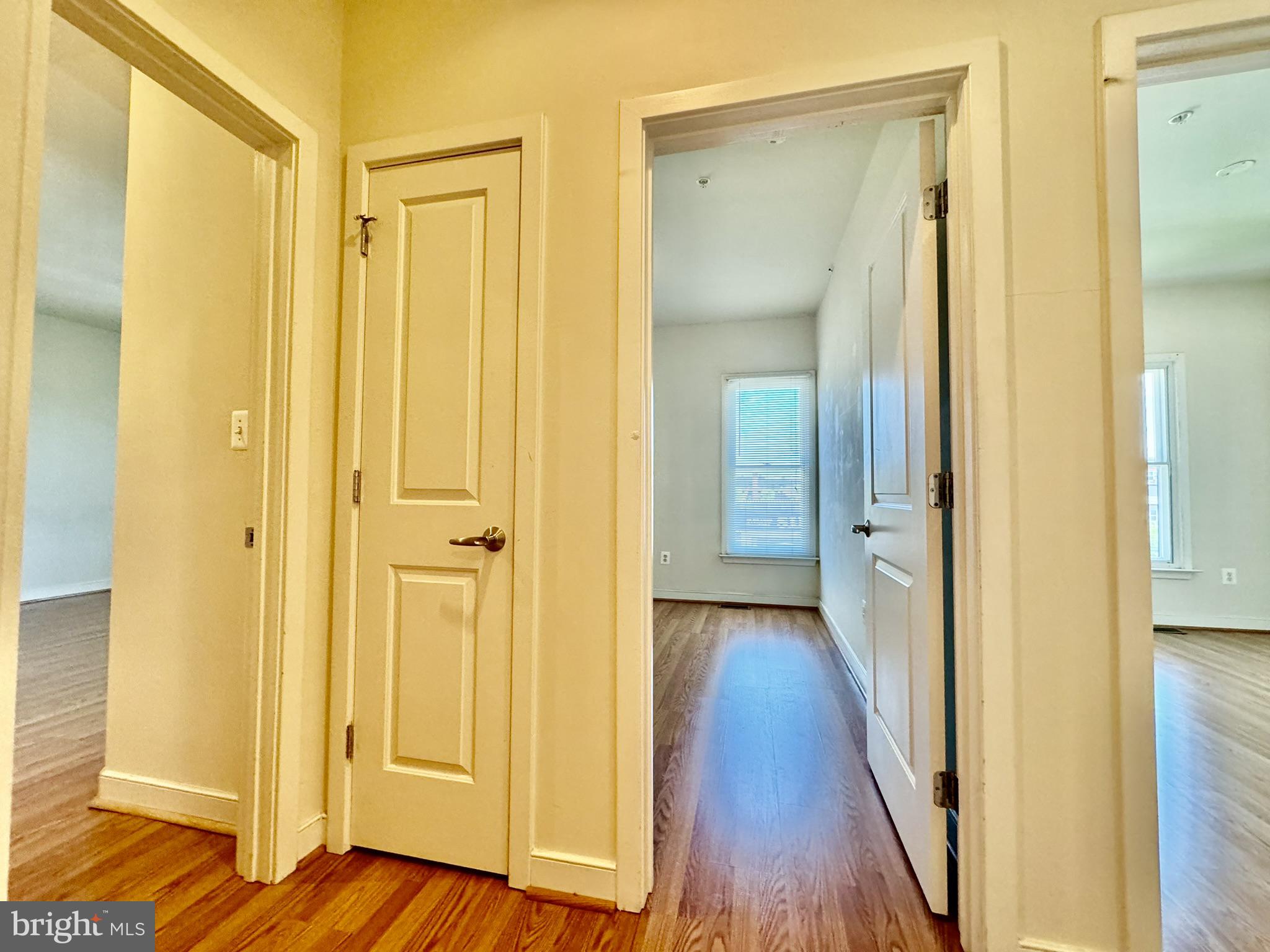 HYATTSVILLE - Residential
