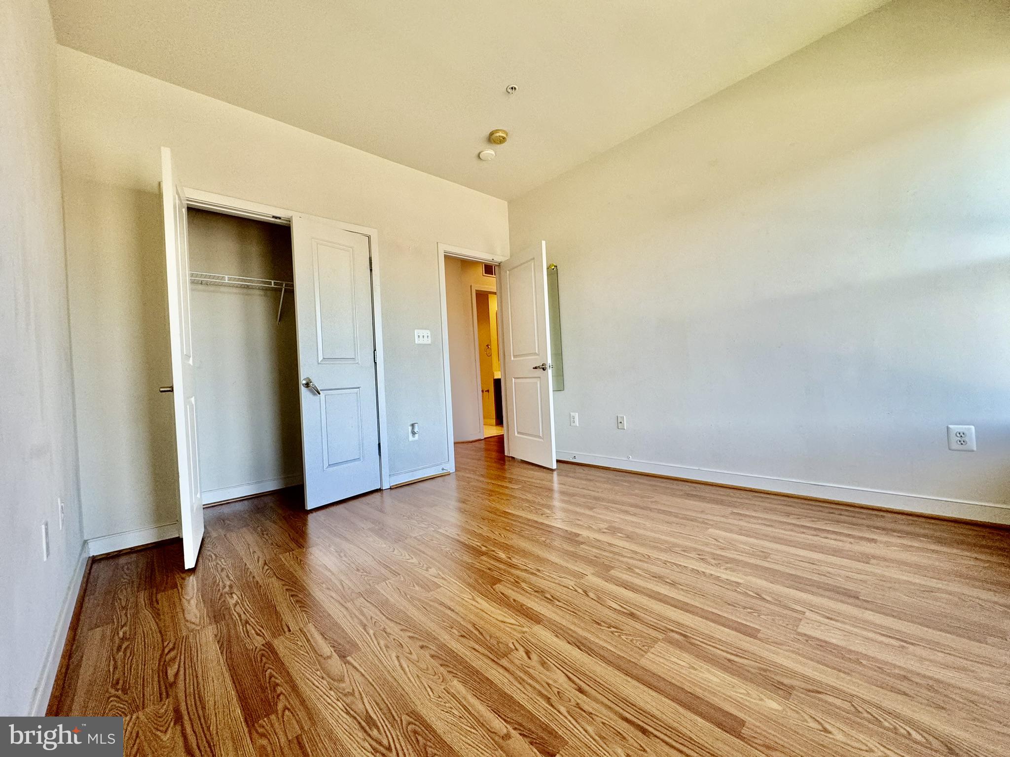 HYATTSVILLE - Residential
