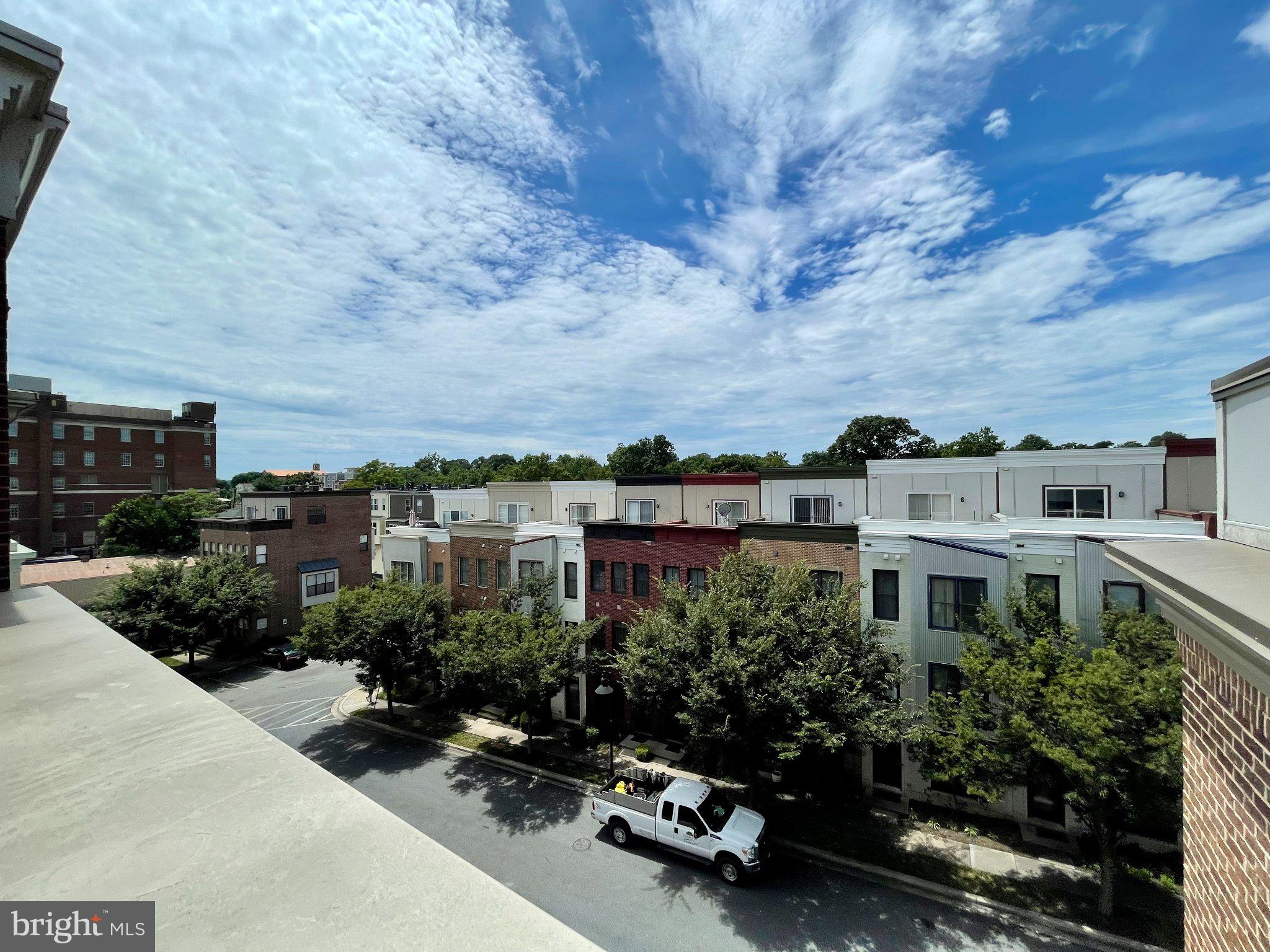 HYATTSVILLE - Residential