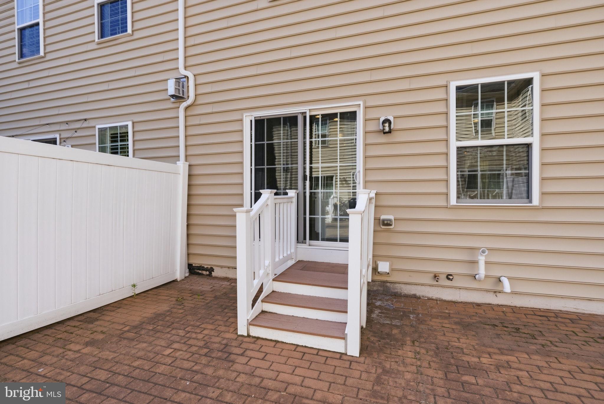 CARRIAGE HILL - Residential