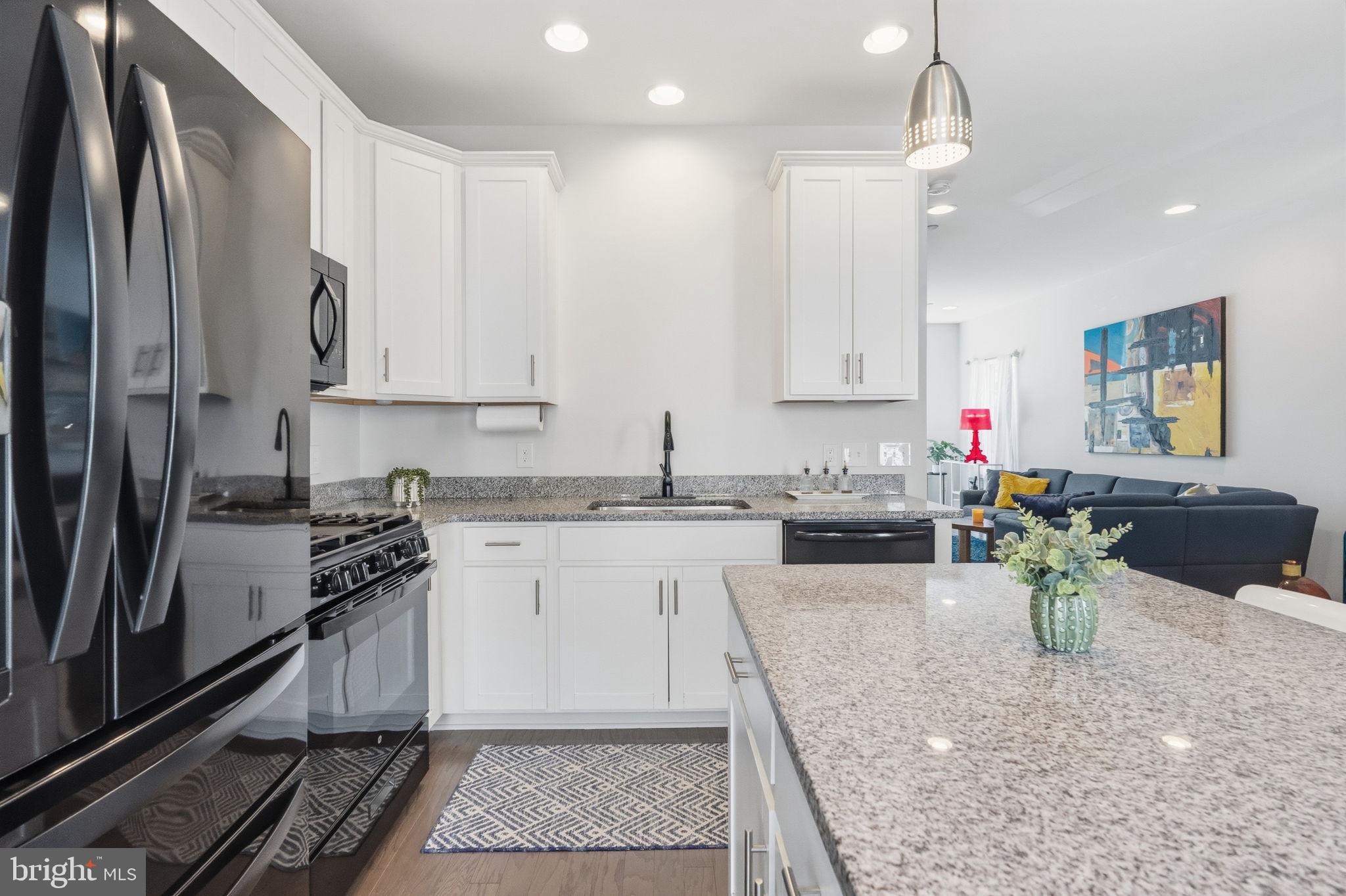 CARRIAGE HILL - Residential