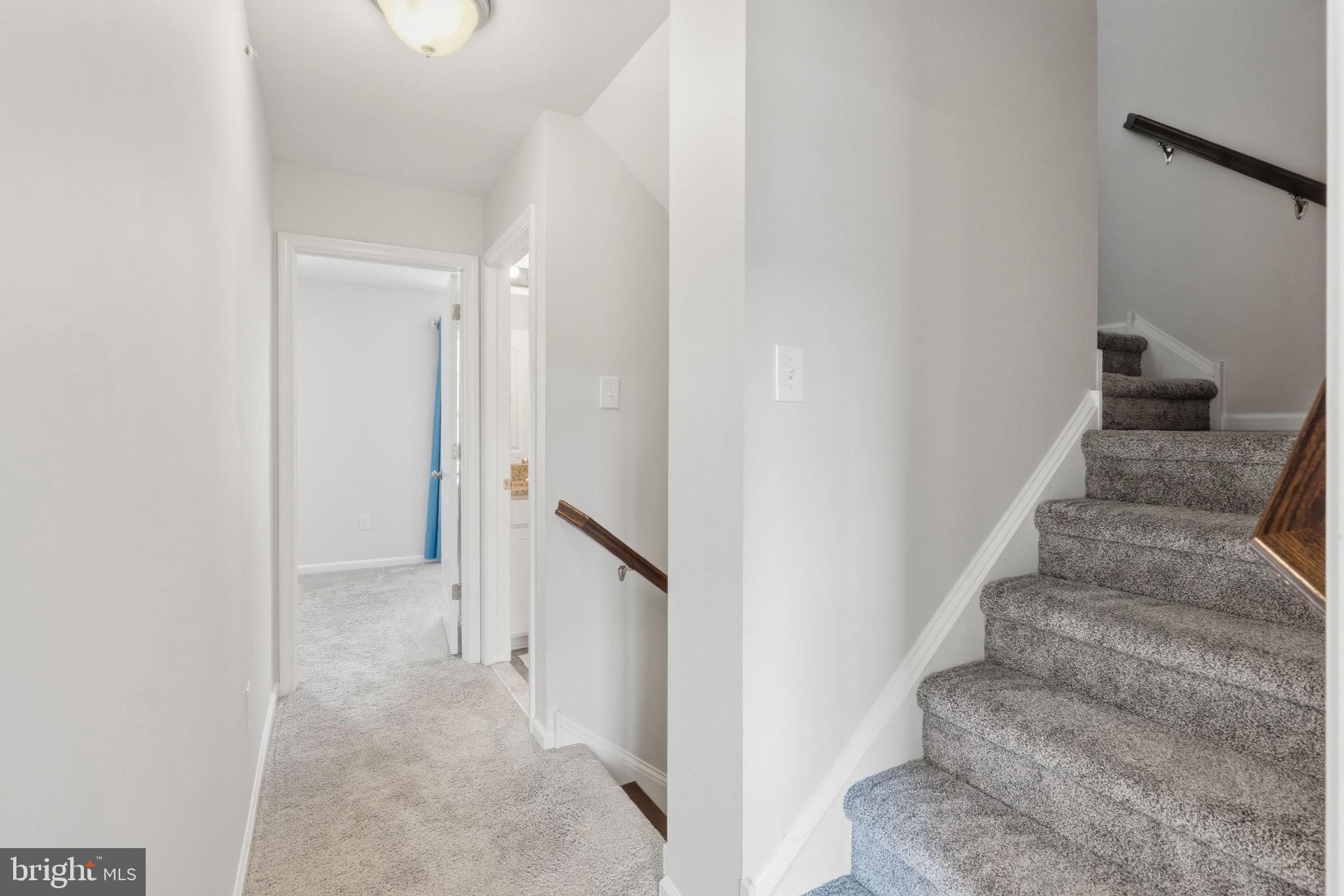CARRIAGE HILL - Residential