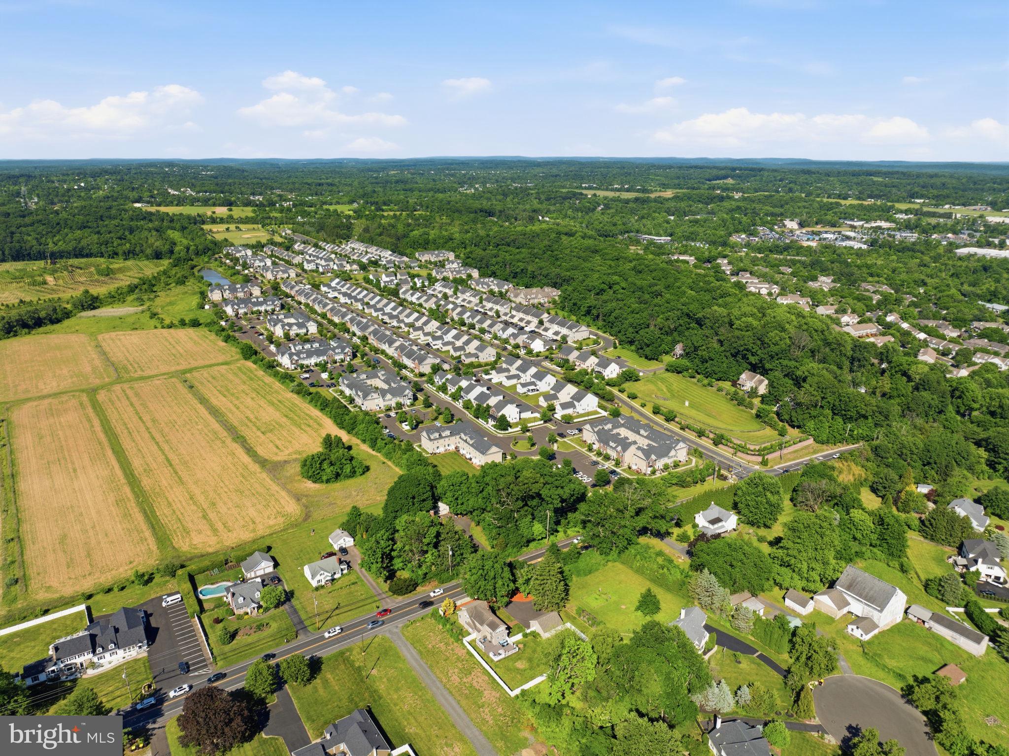 CARRIAGE HILL - Residential