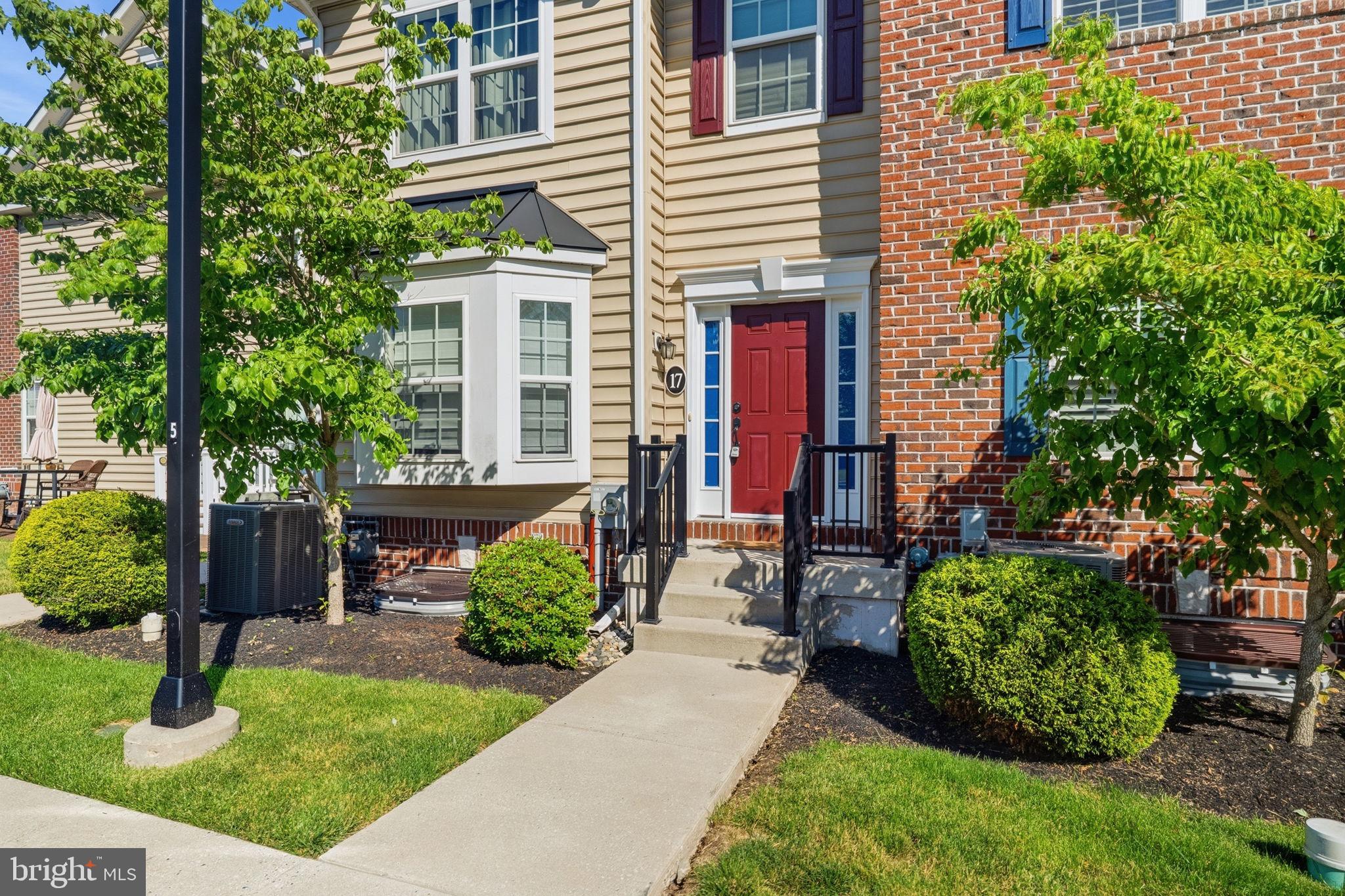 CARRIAGE HILL - Residential