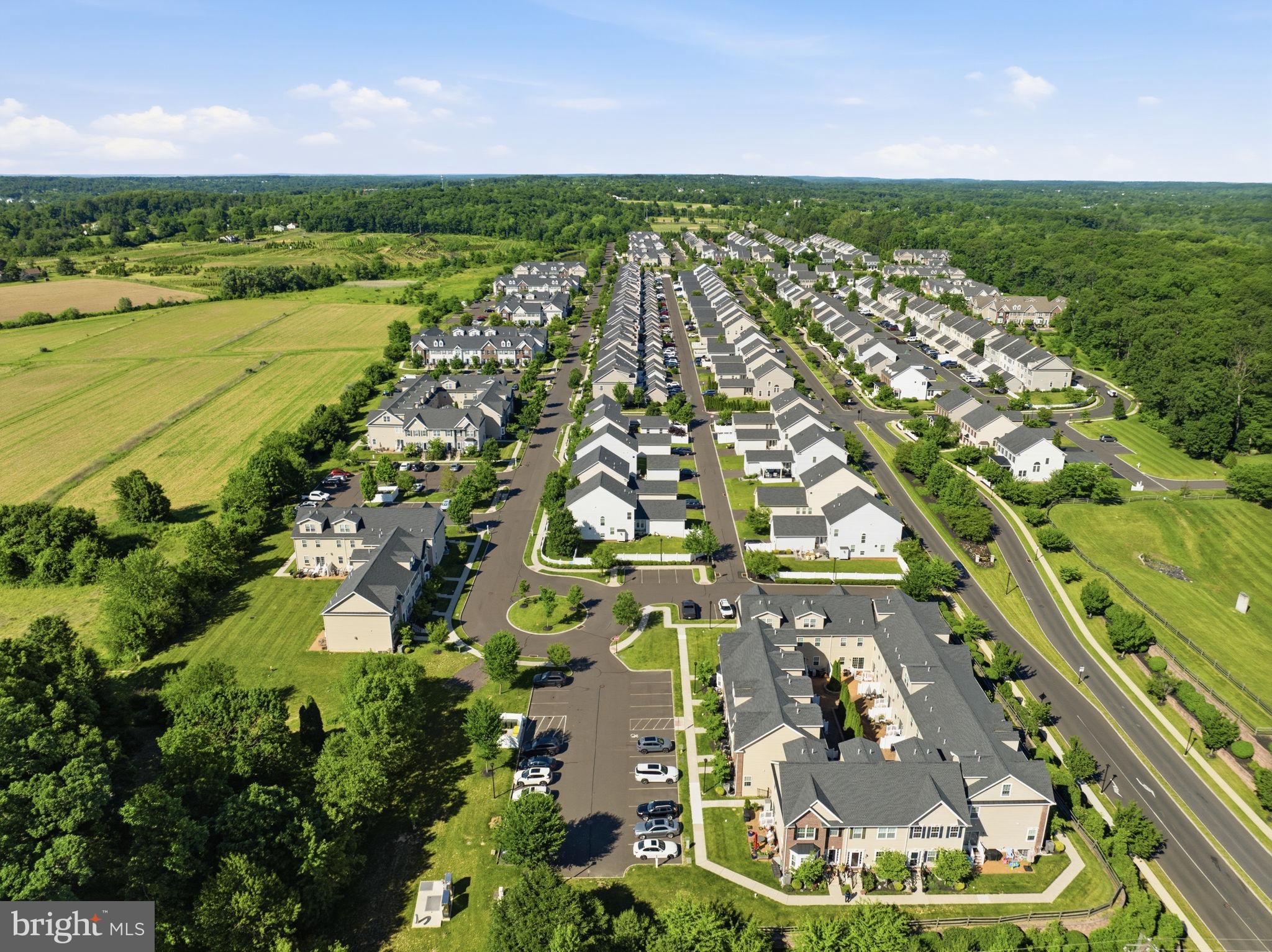 CARRIAGE HILL - Residential