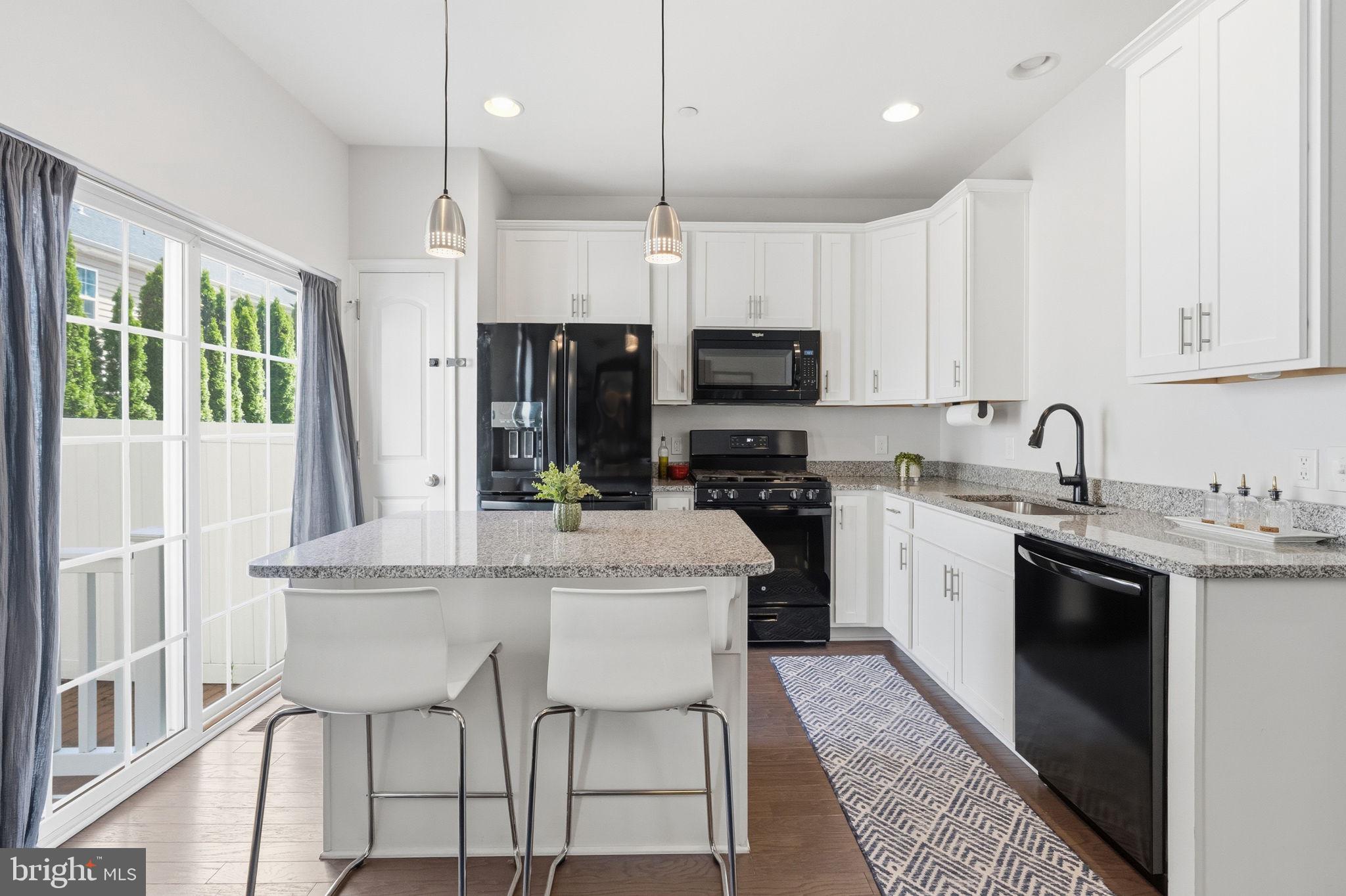 CARRIAGE HILL - Residential