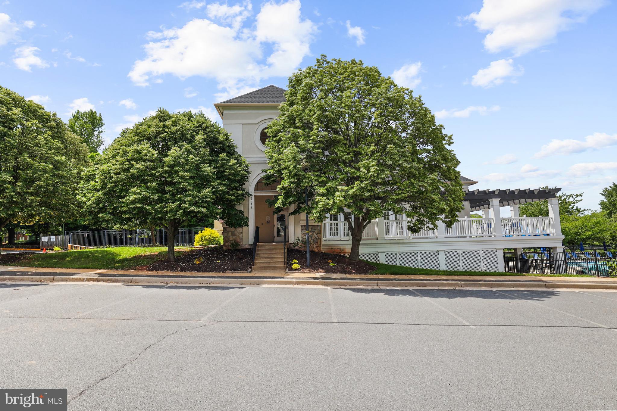 CASCADES - Residential