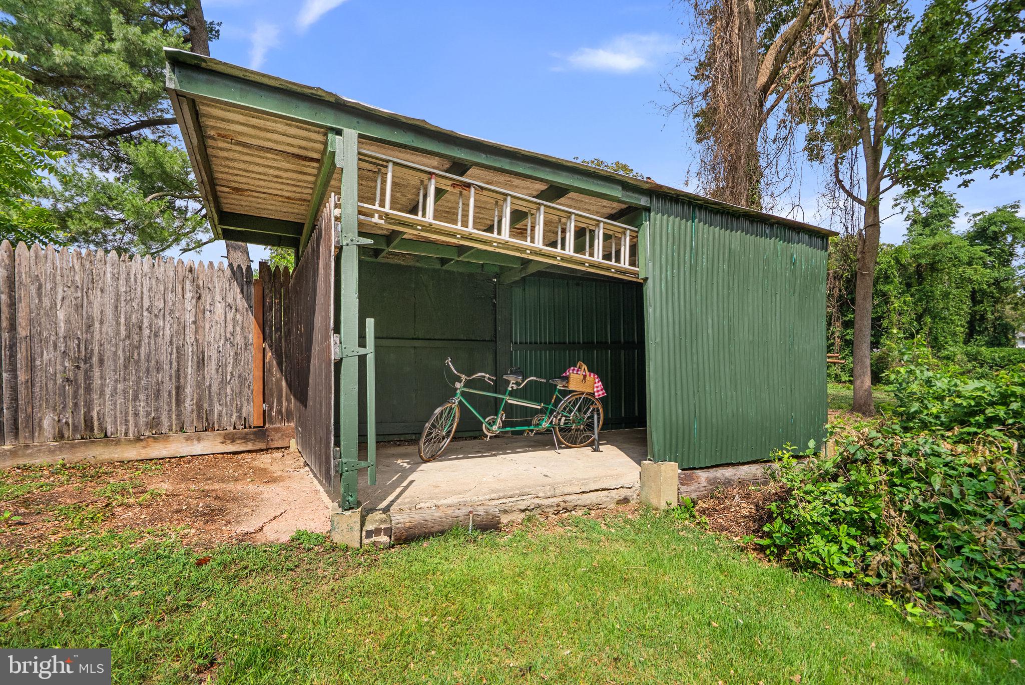 HOME ACRES - Residential