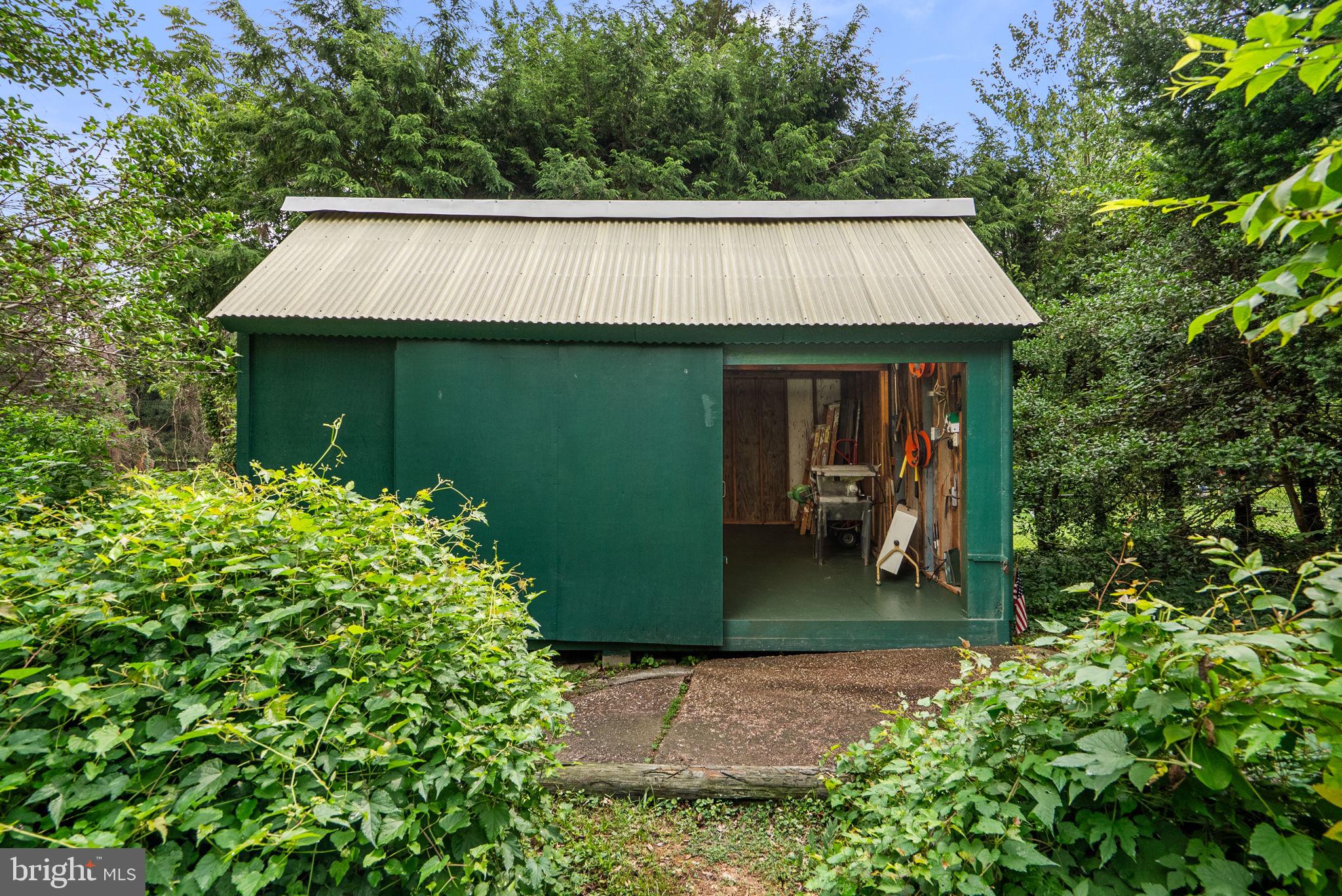 HOME ACRES - Residential