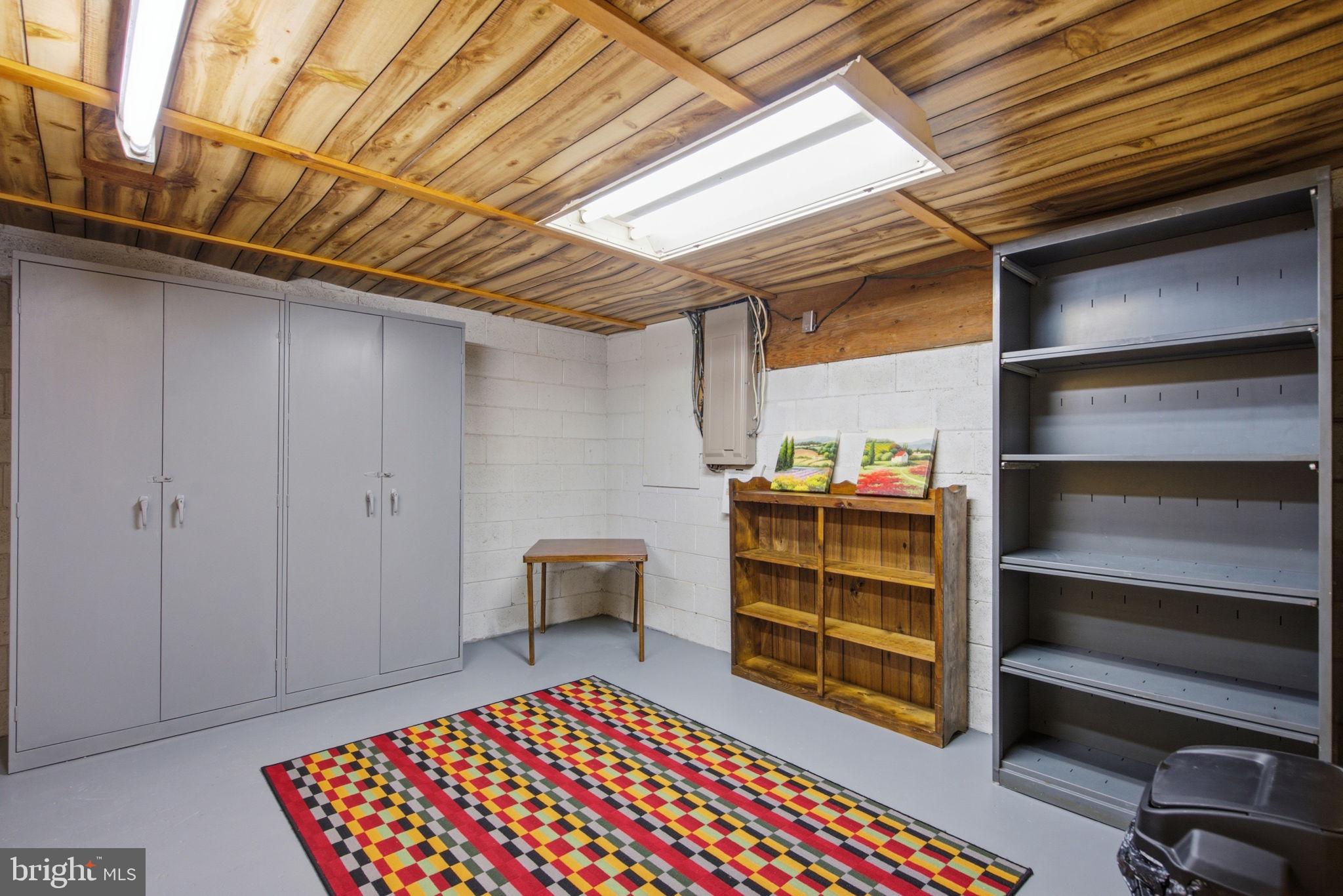 HOME ACRES - Residential