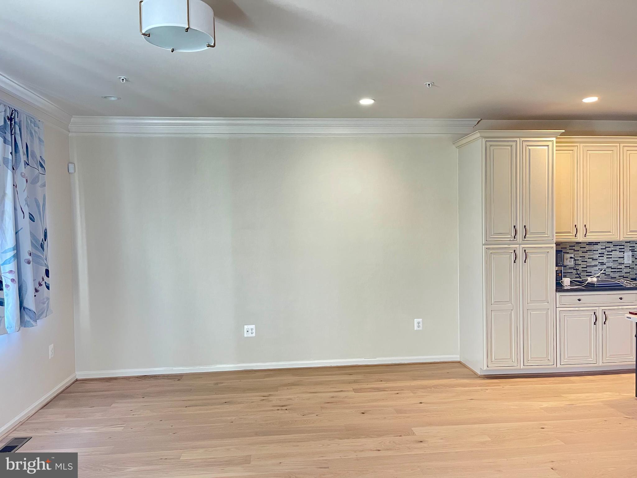 MOOREFIELD STATION - Residential Lease