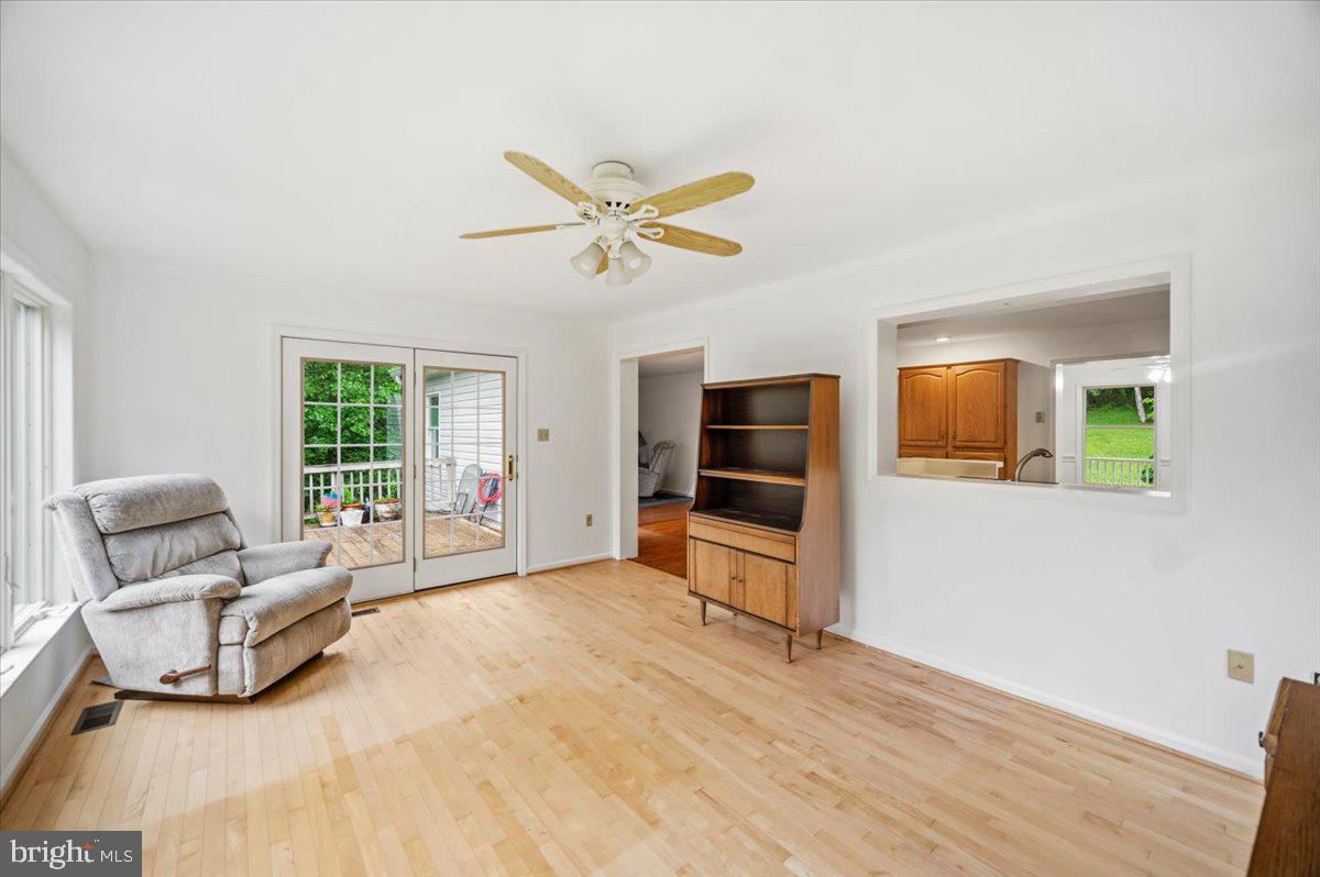 GREYSTONE ON THE OPEQUON - Residential