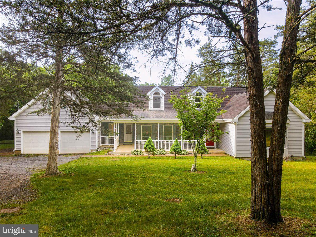 GREYSTONE ON THE OPEQUON - Residential