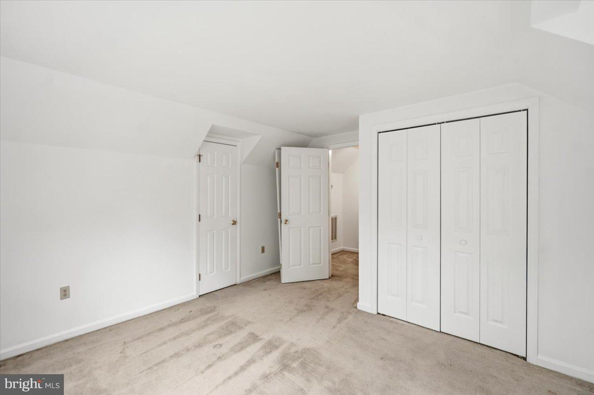 GREYSTONE ON THE OPEQUON - Residential