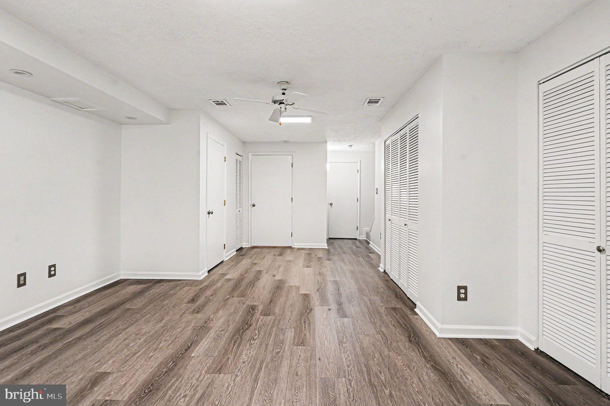 PARK MANOR - Residential