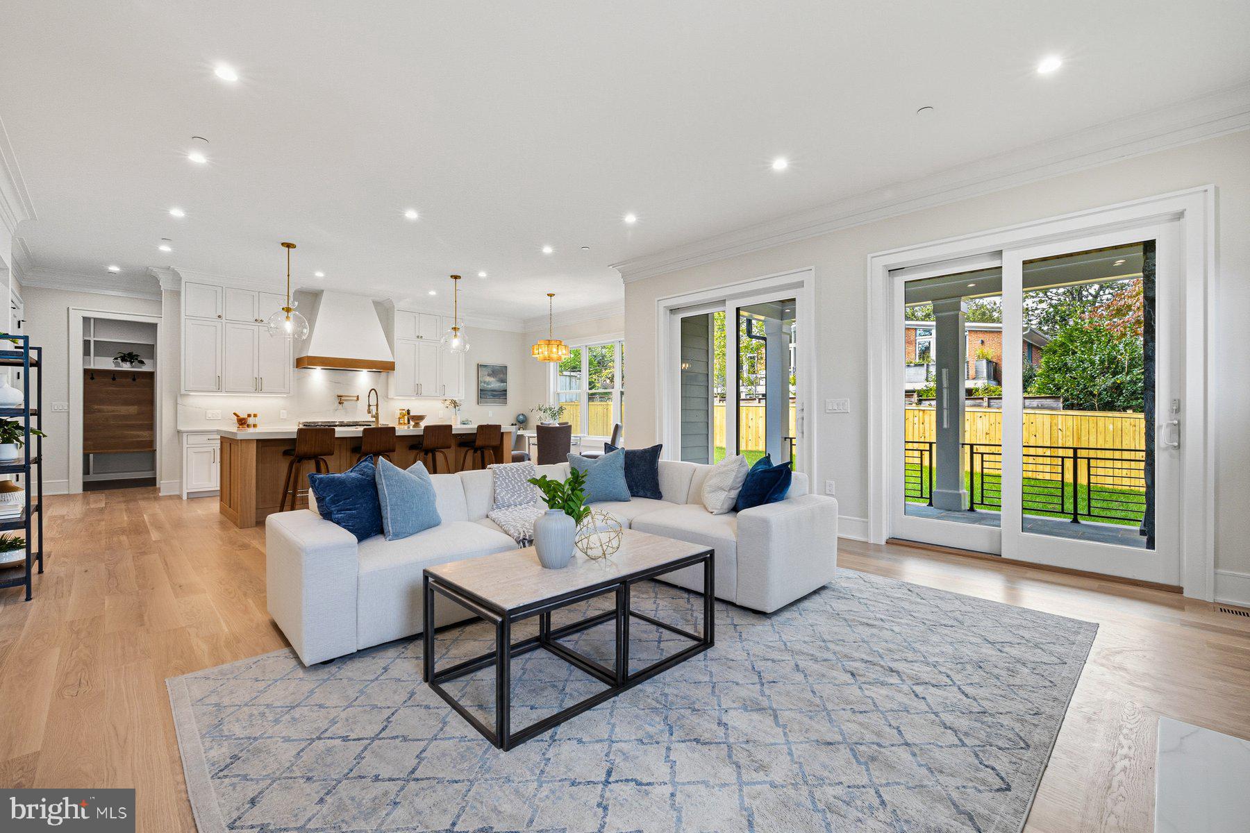 ROLLINGWOOD - Residential