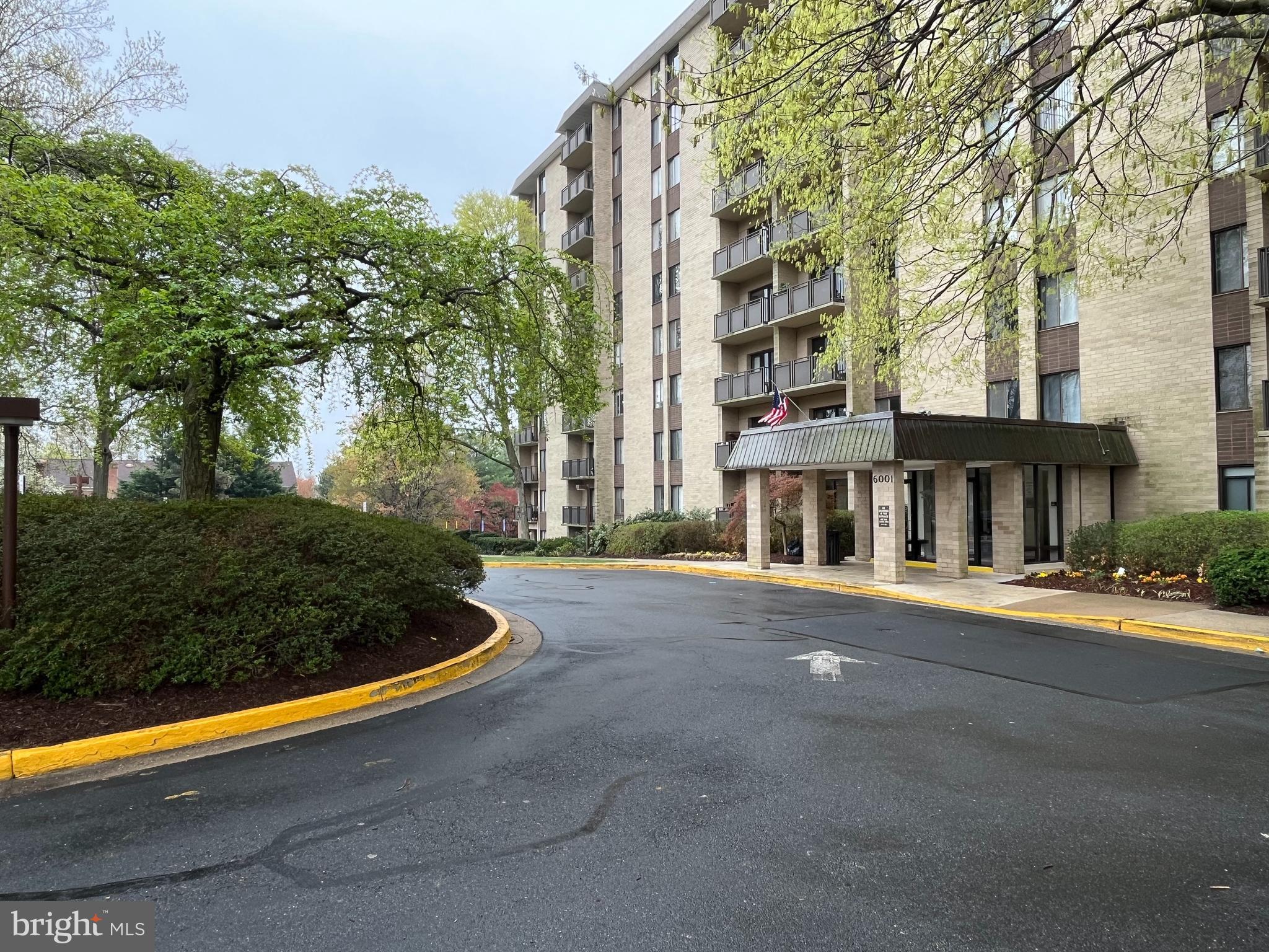 WOODLAKE TOWERS - Residential Lease