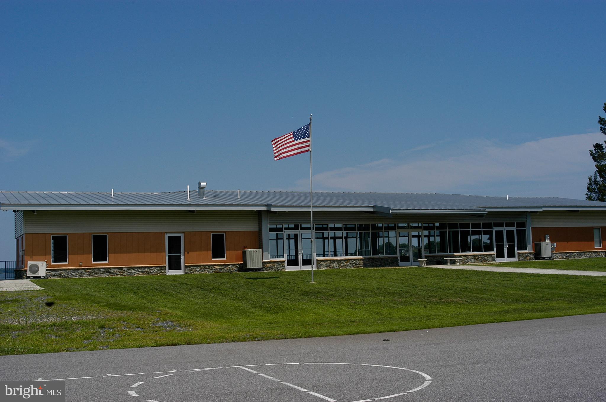 SELBY ON THE BAY - Residential